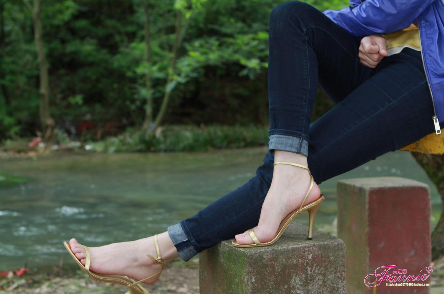 图片[17]-Fannie芬妮每足园 No.593 在水一方5[45P] – 速更版-美库