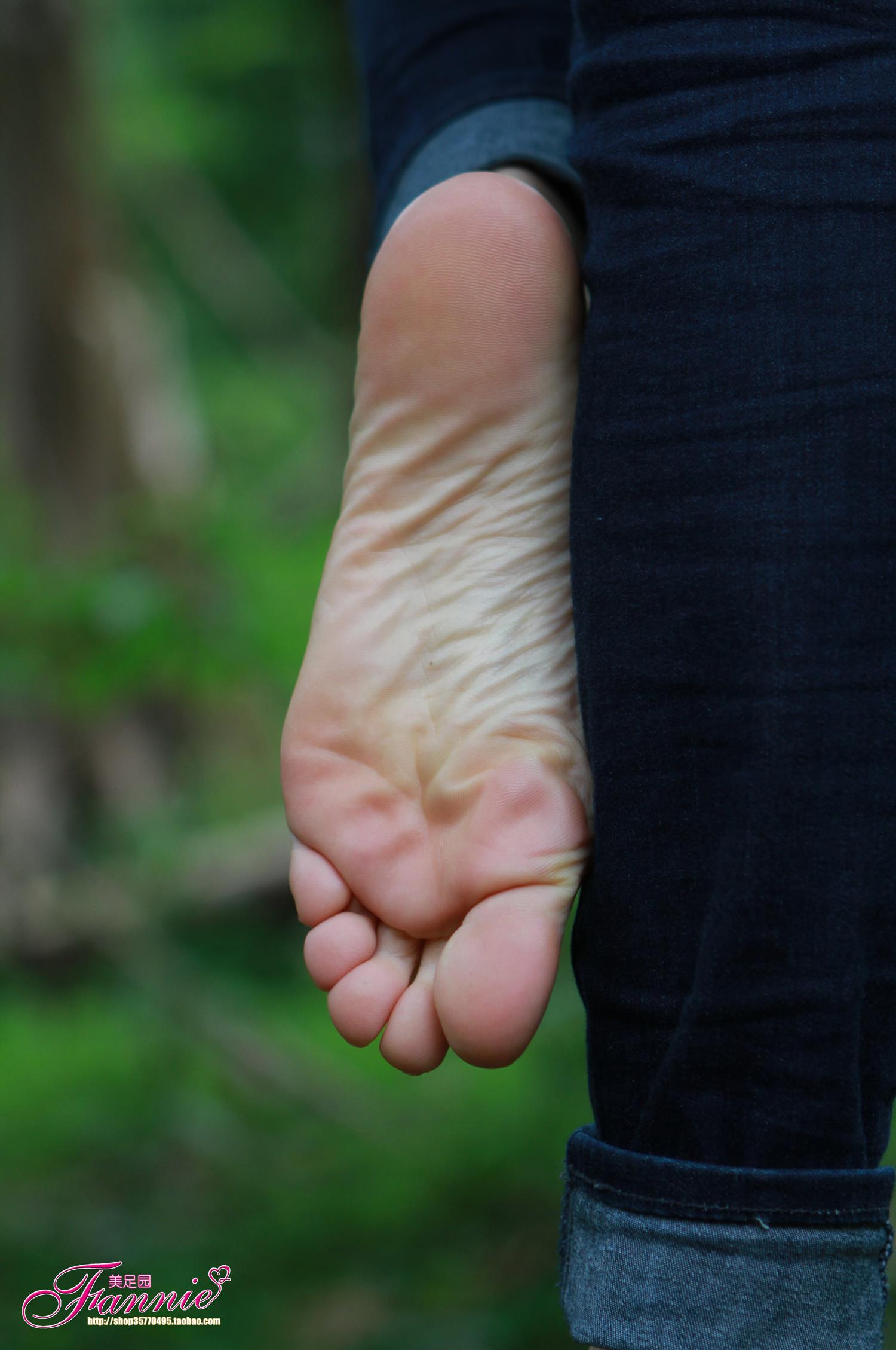 图片[33]-Fannie芬妮每足园 No.594 在水一方6[49P] – 速更版-美库