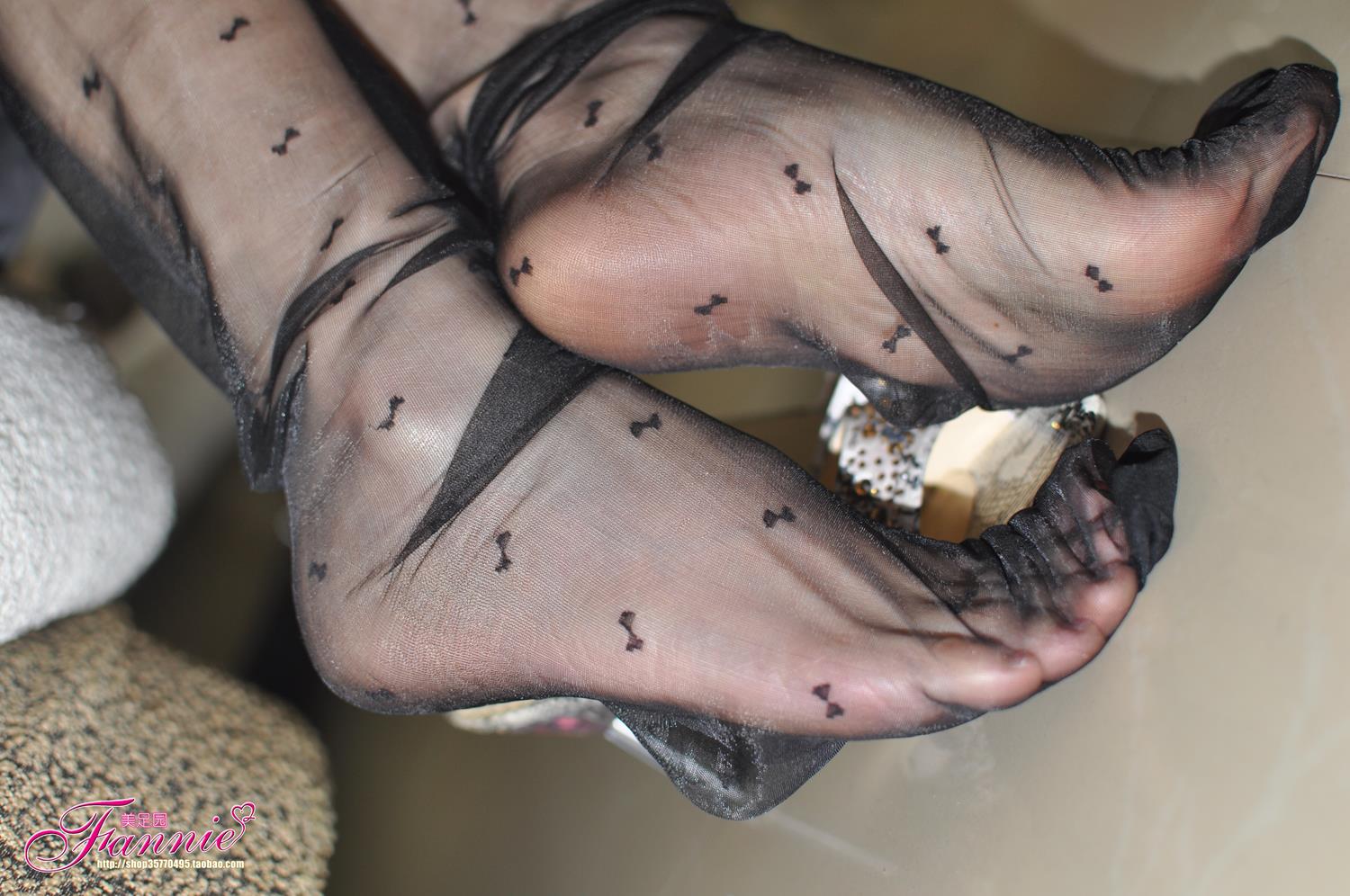 图片[21]-Fannie芬妮每足园 No.596 早春二月 纯黑丝凉拖[85P] – 速更版-美库