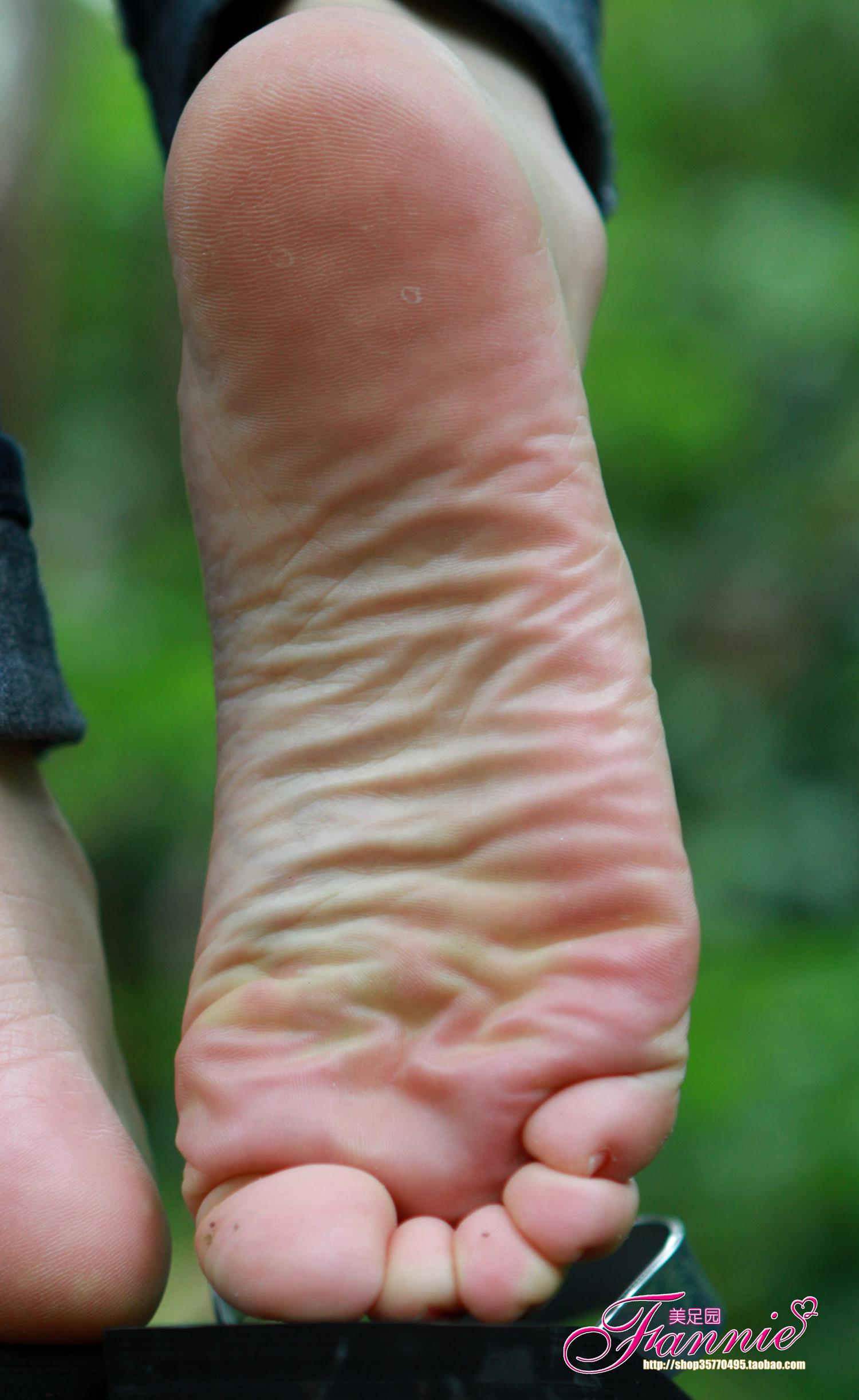 图片[37]-Fannie芬妮每足园 No.594 在水一方6[49P] – 速更版-美库