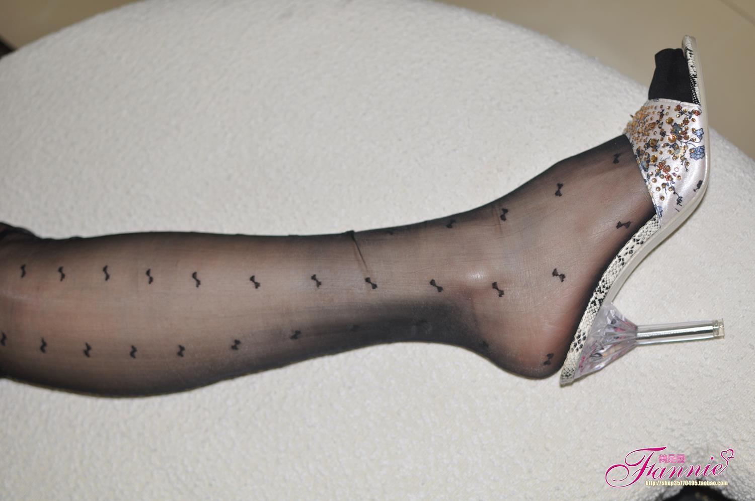 图片[31]-Fannie芬妮每足园 No.596 早春二月 纯黑丝凉拖[85P] – 速更版-美库