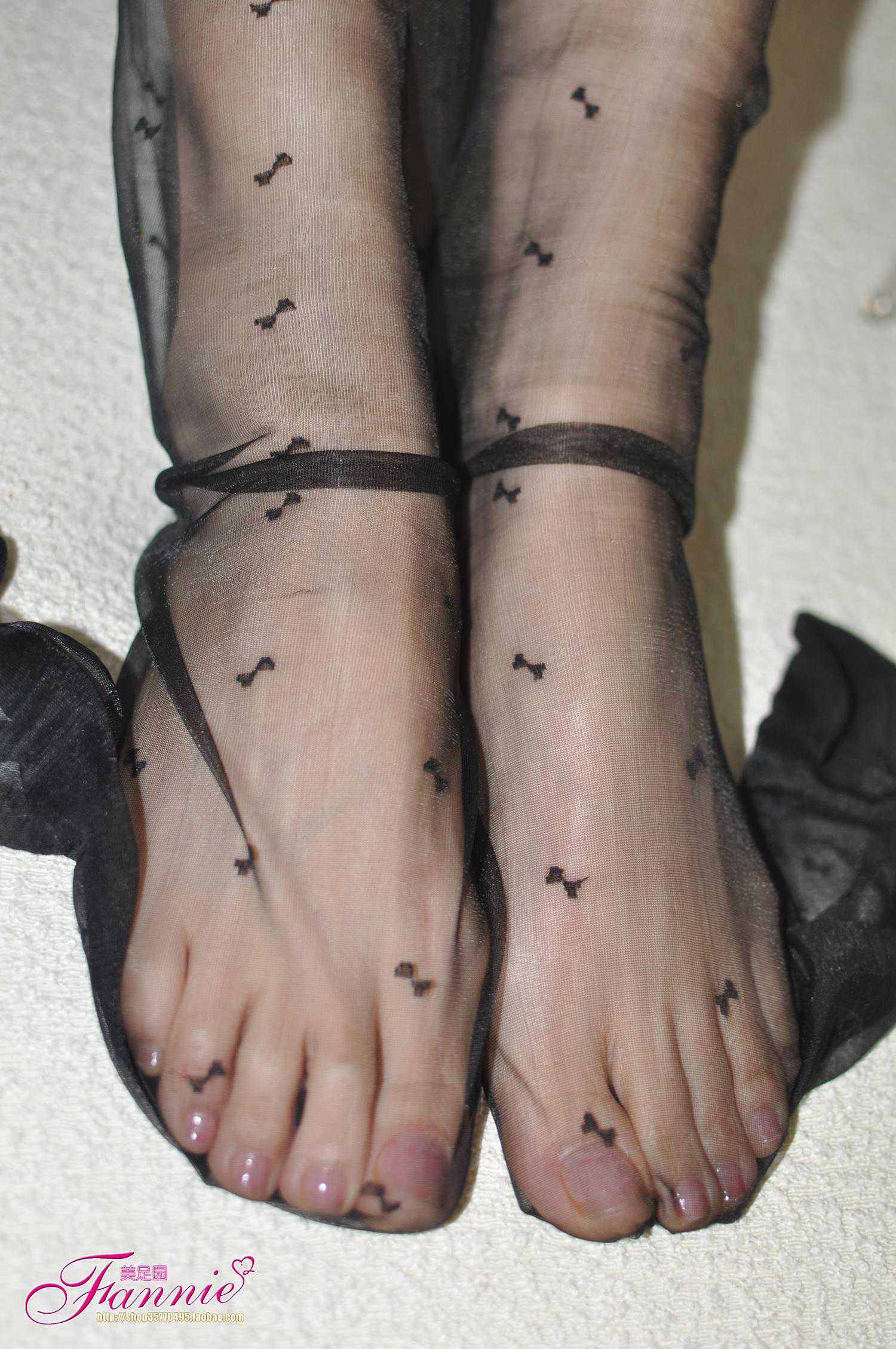 图片[47]-Fannie芬妮每足园 No.596 早春二月 纯黑丝凉拖[85P] – 速更版-美库