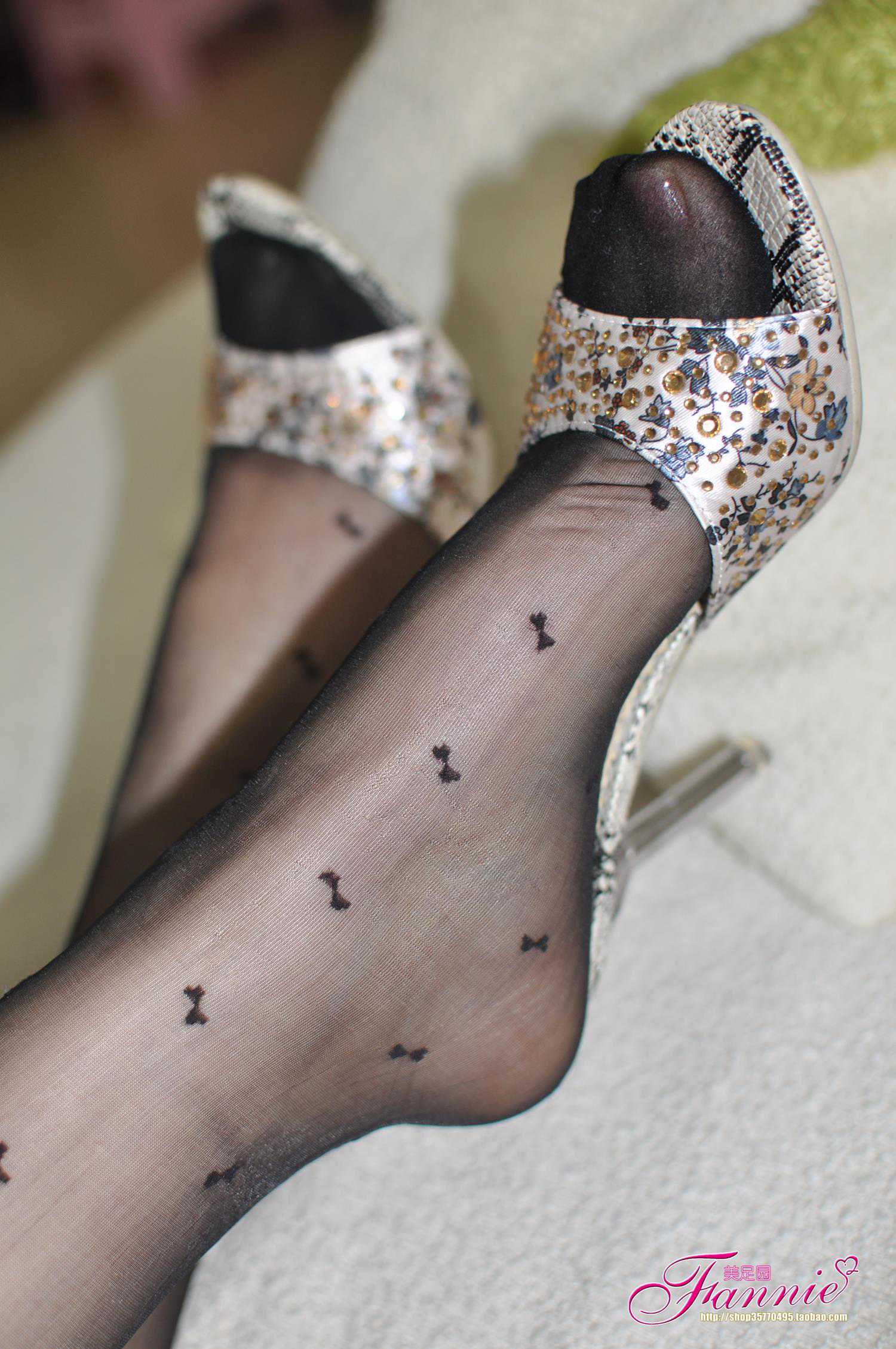 图片[55]-Fannie芬妮每足园 No.596 早春二月 纯黑丝凉拖[85P] – 速更版-美库