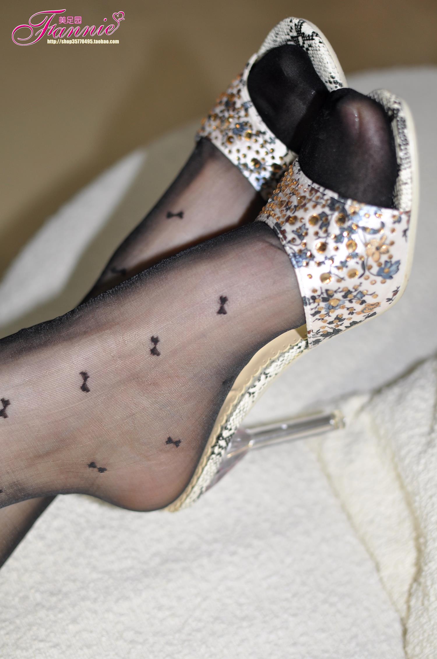 图片[61]-Fannie芬妮每足园 No.596 早春二月 纯黑丝凉拖[85P] – 速更版-美库