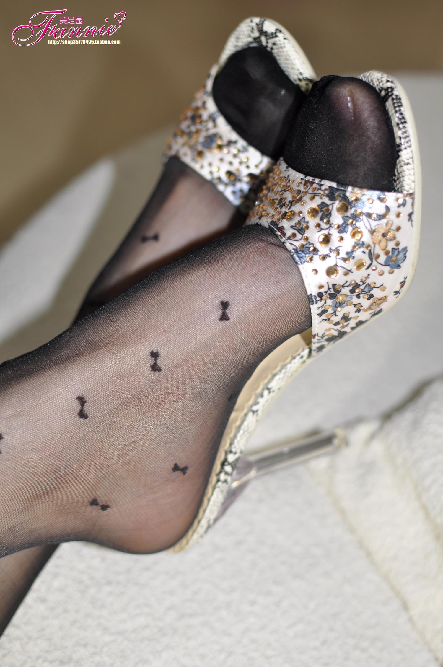 图片[62]-Fannie芬妮每足园 No.596 早春二月 纯黑丝凉拖[85P] – 速更版-美库