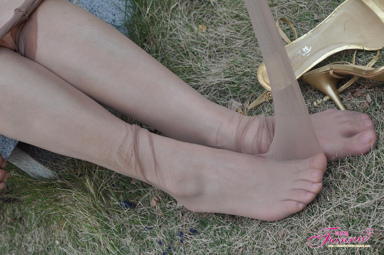 图片[12]-Fannie芬妮每足园 No.601 早春二月 肉丝高跟[67P] – 速更版-美库