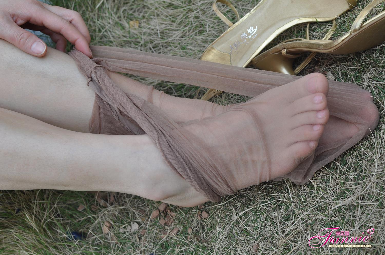 图片[14]-Fannie芬妮每足园 No.601 早春二月 肉丝高跟[67P] – 速更版-美库