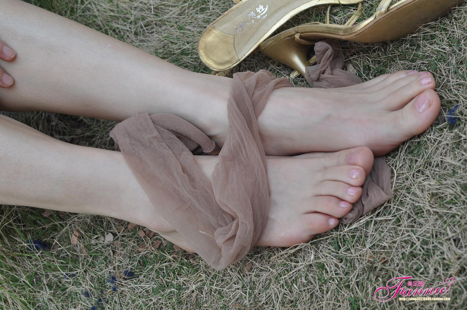 图片[16]-Fannie芬妮每足园 No.601 早春二月 肉丝高跟[67P] – 速更版-美库