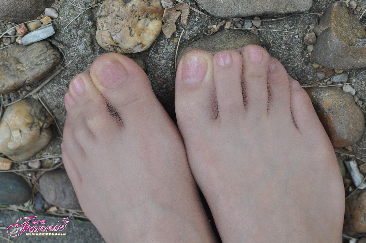 图片[37]-Fannie芬妮每足园 No.601 早春二月 肉丝高跟[67P] – 速更版-美库