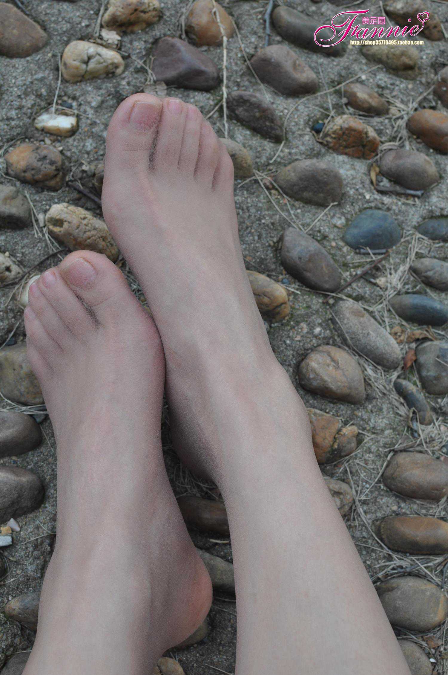 图片[39]-Fannie芬妮每足园 No.601 早春二月 肉丝高跟[67P] – 速更版-美库