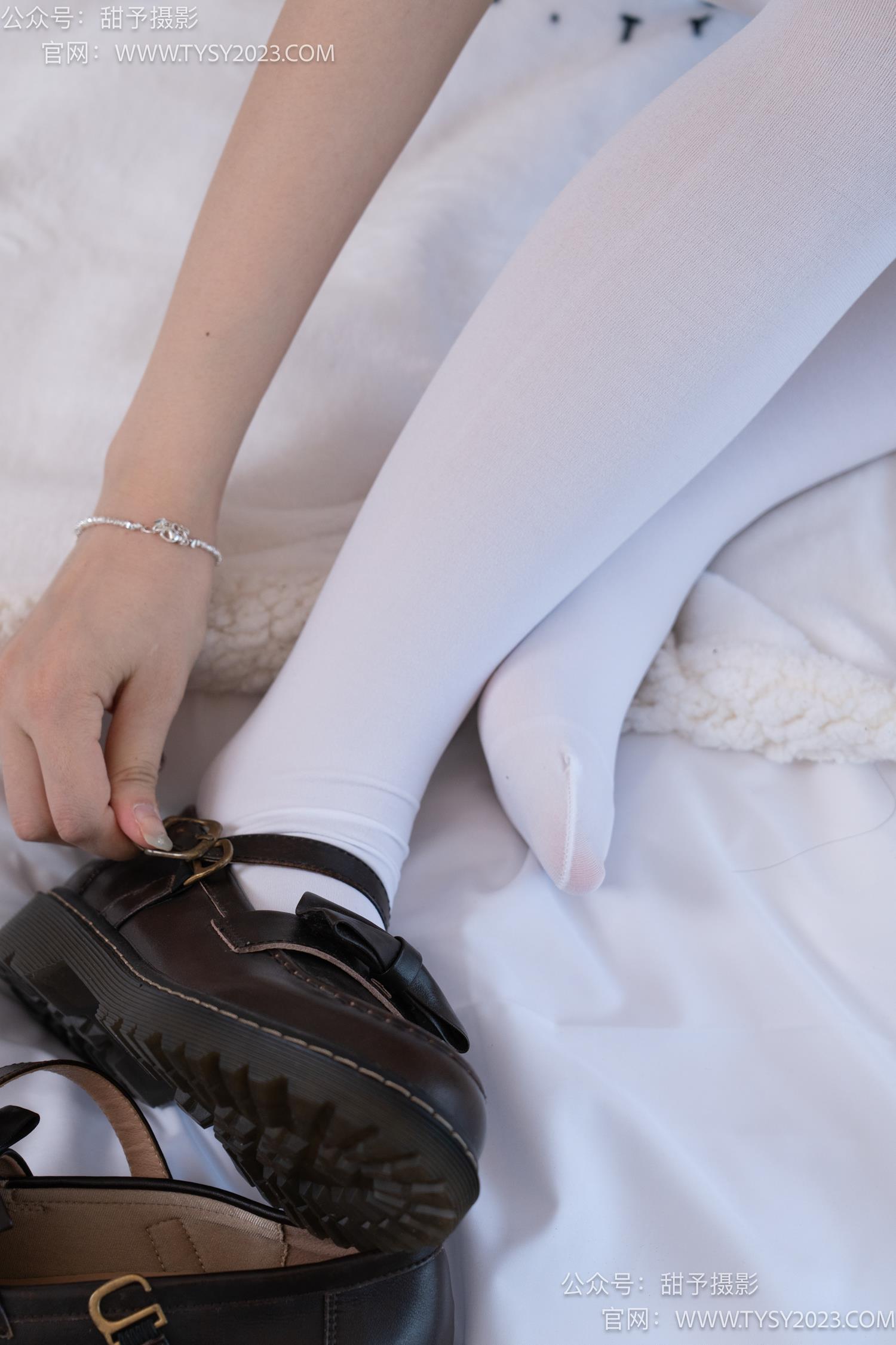 图片[41]-甜予摄影 NO.042 璇璇-体操服、皮鞋、厚白丝[130P] – 速更版-美库