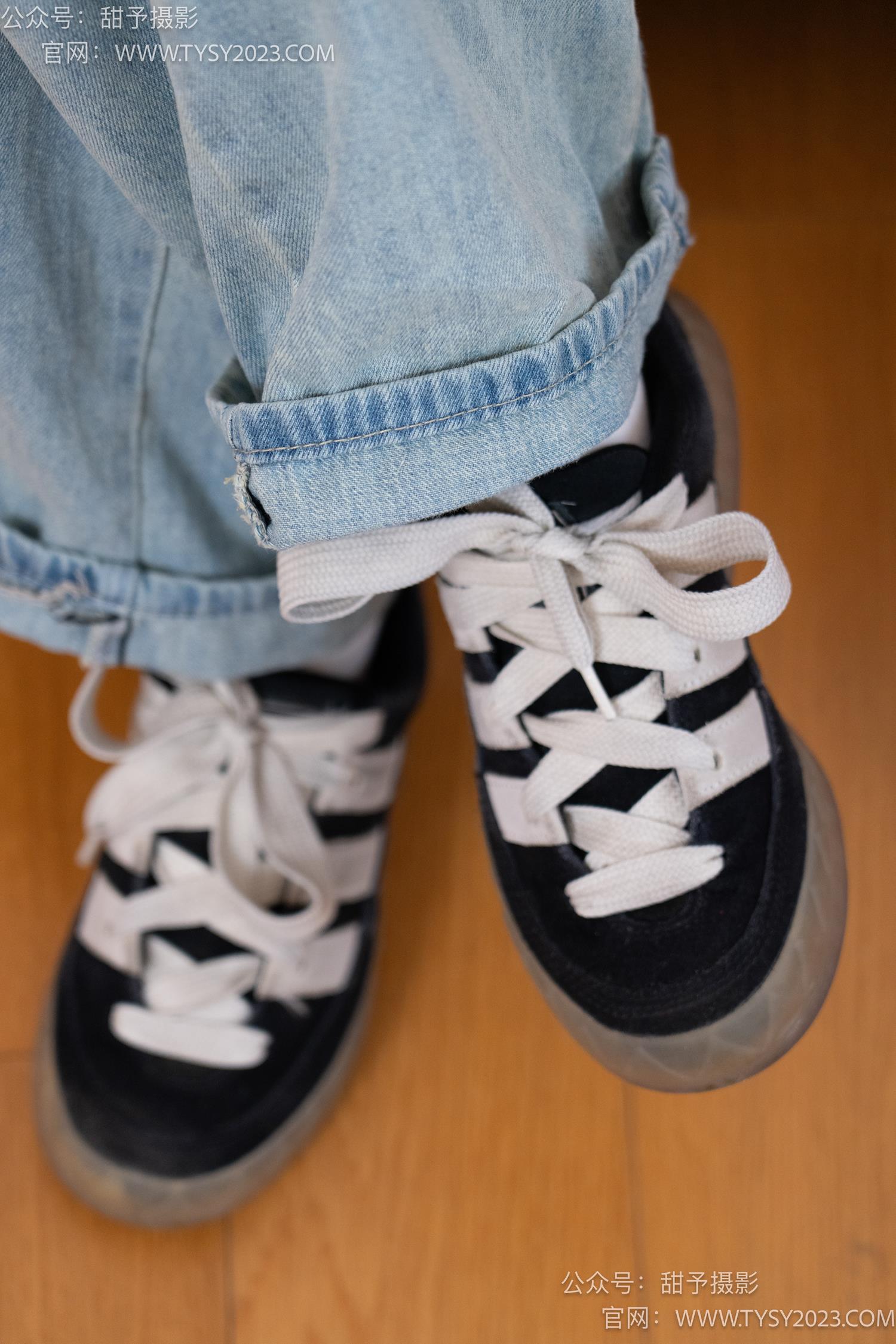 图片[14]-甜予摄影 NO.043 松松-帆布鞋、白棉袜、裸足[118P] – 速更版-美库