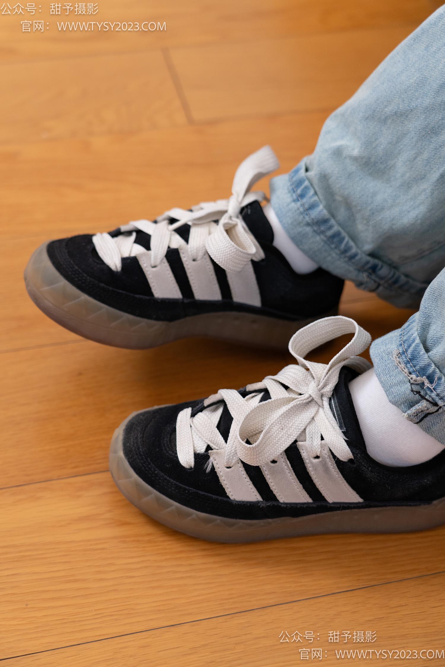 图片[21]-甜予摄影 NO.043 松松-帆布鞋、白棉袜、裸足[118P] – 速更版-美库