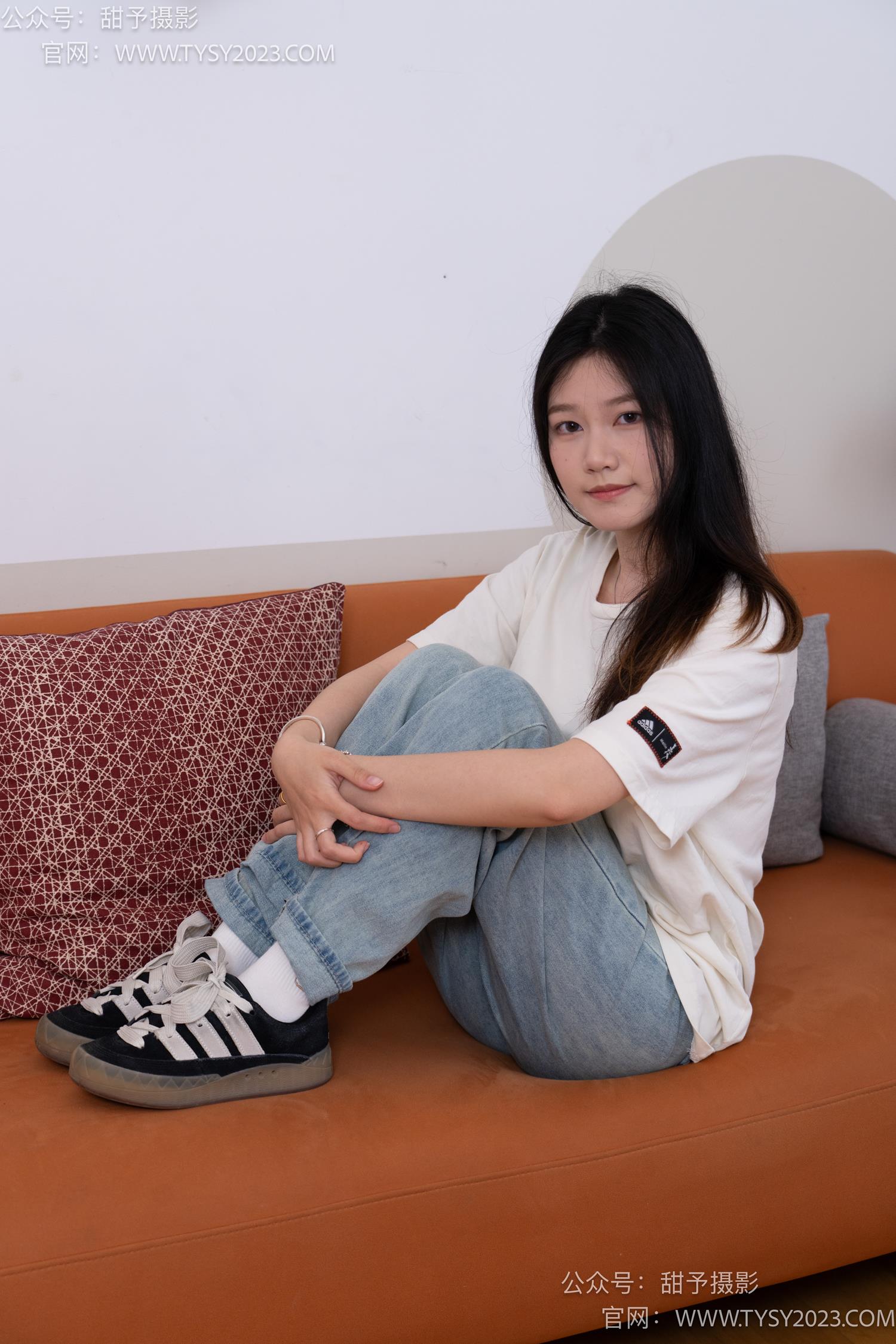 图片[23]-甜予摄影 NO.043 松松-帆布鞋、白棉袜、裸足[118P] – 速更版-美库