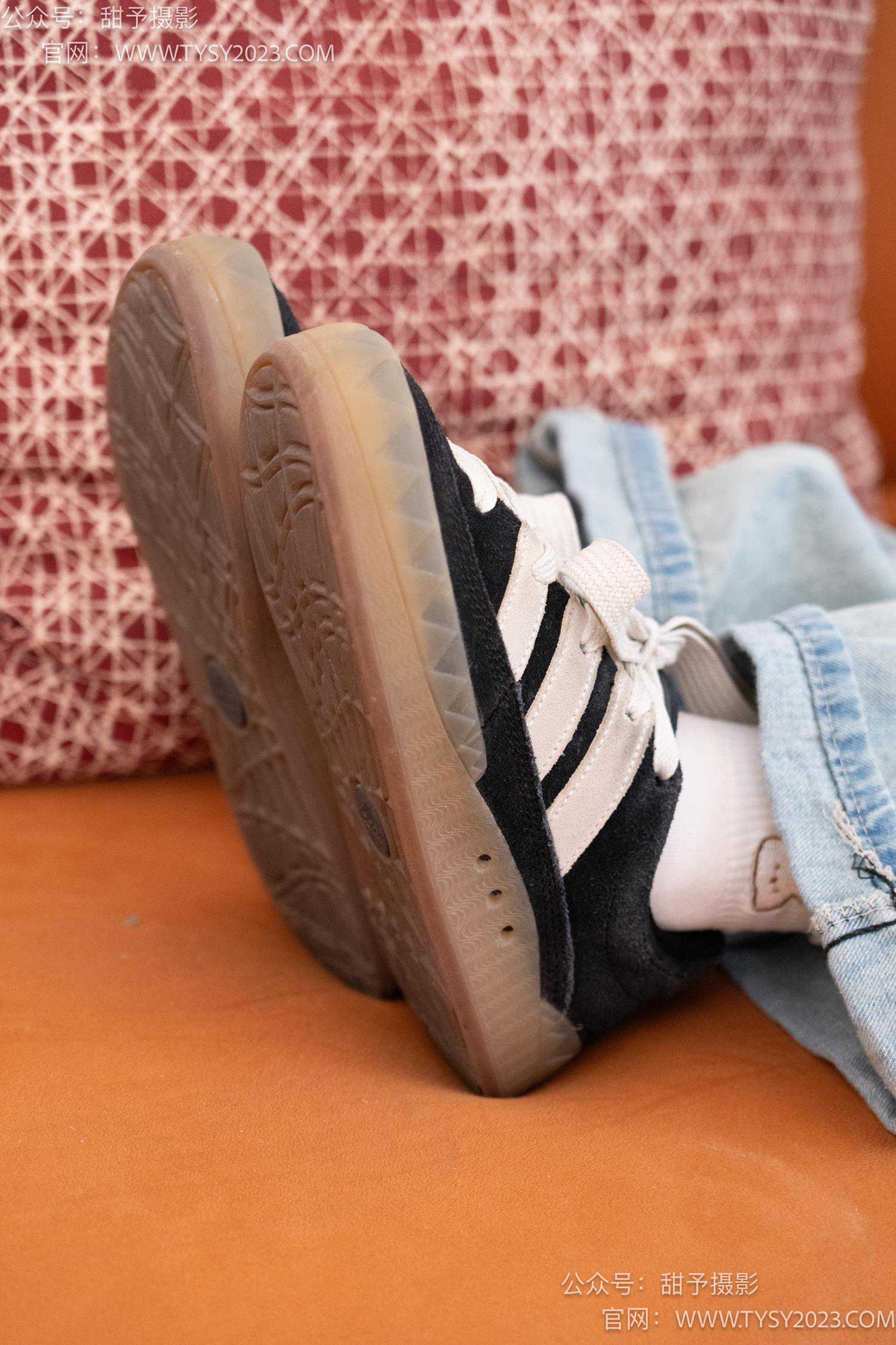 图片[33]-甜予摄影 NO.043 松松-帆布鞋、白棉袜、裸足[118P] – 速更版-美库