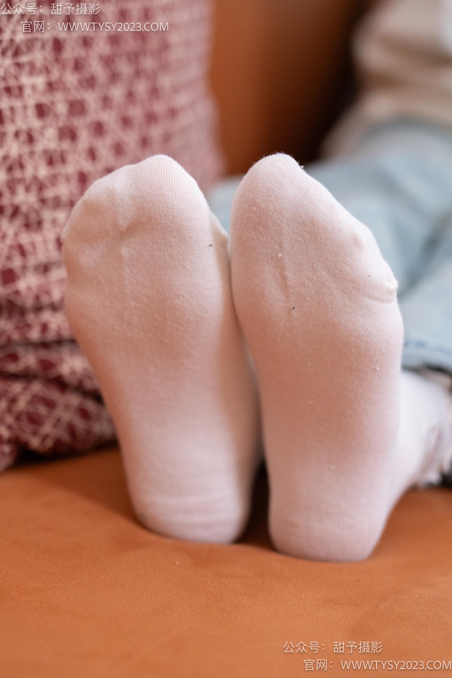 图片[44]-甜予摄影 NO.043 松松-帆布鞋、白棉袜、裸足[118P] – 速更版-美库