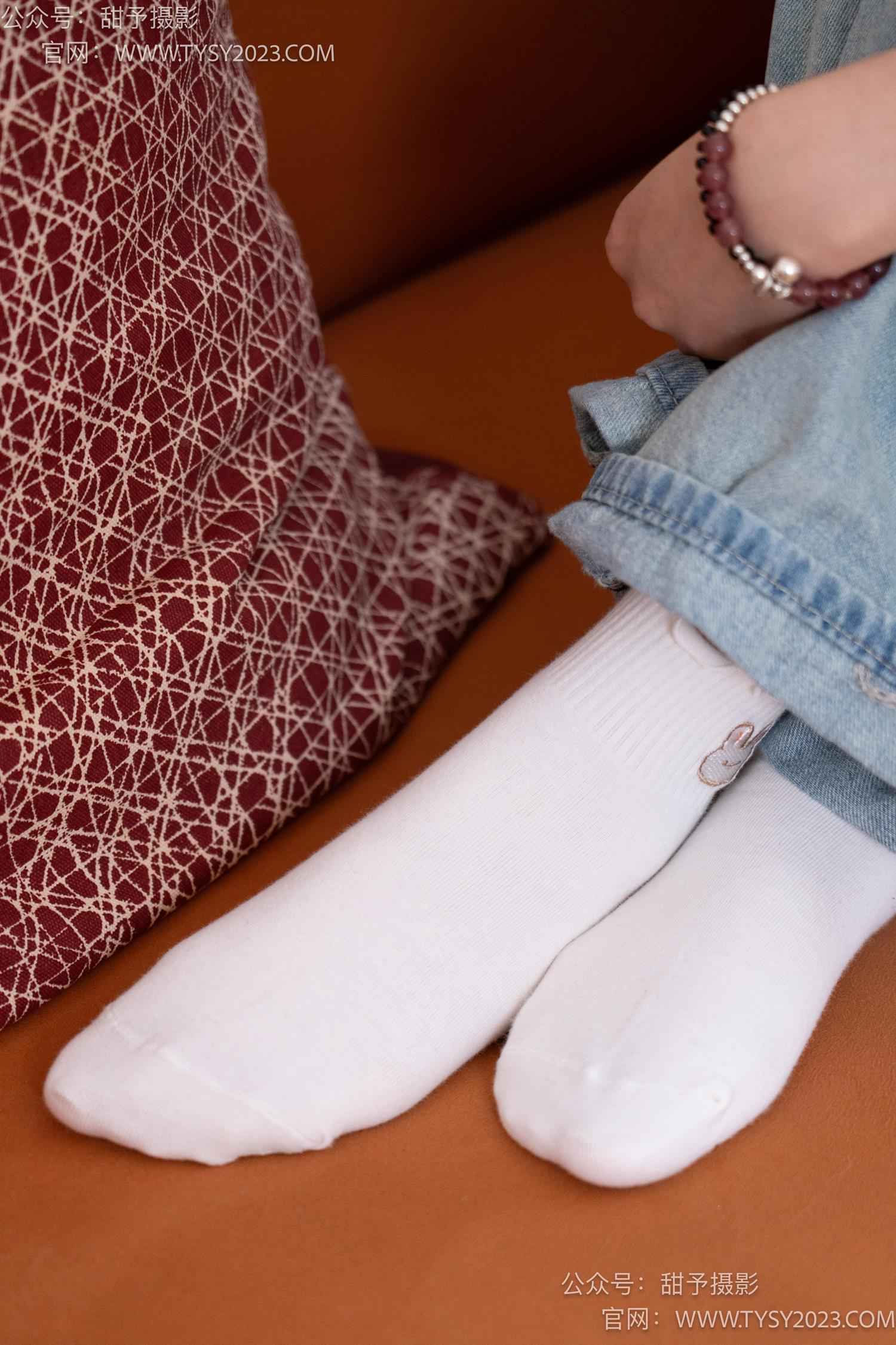 图片[49]-甜予摄影 NO.043 松松-帆布鞋、白棉袜、裸足[118P] – 速更版-美库