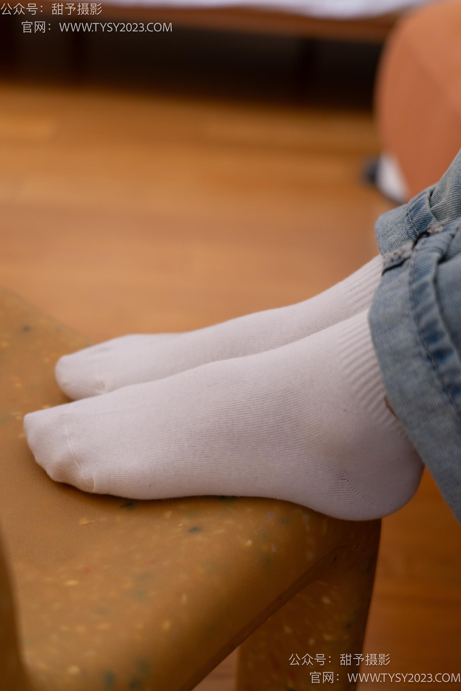 图片[81]-甜予摄影 NO.043 松松-帆布鞋、白棉袜、裸足[118P] – 速更版-美库
