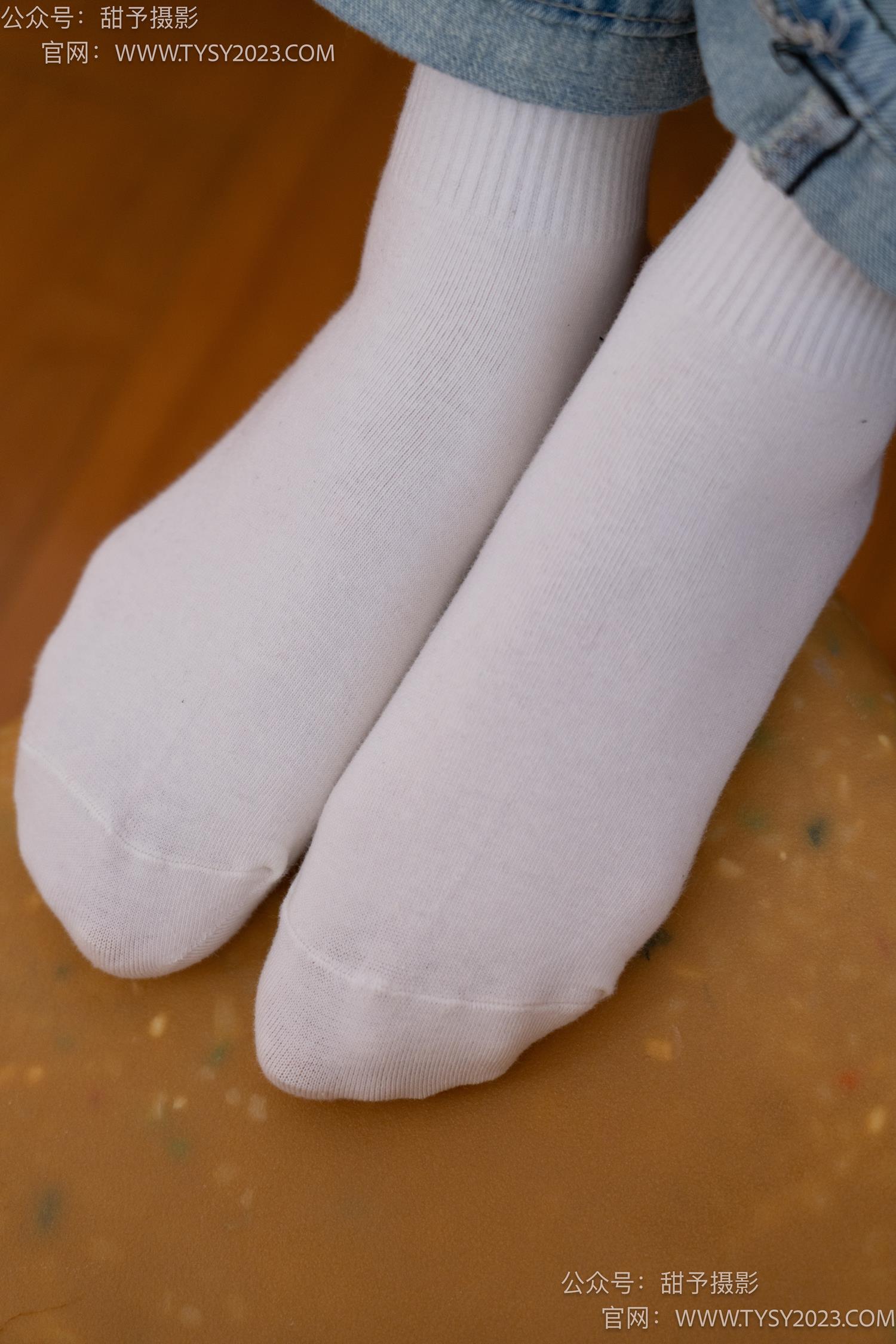 图片[82]-甜予摄影 NO.043 松松-帆布鞋、白棉袜、裸足[118P] – 速更版-美库
