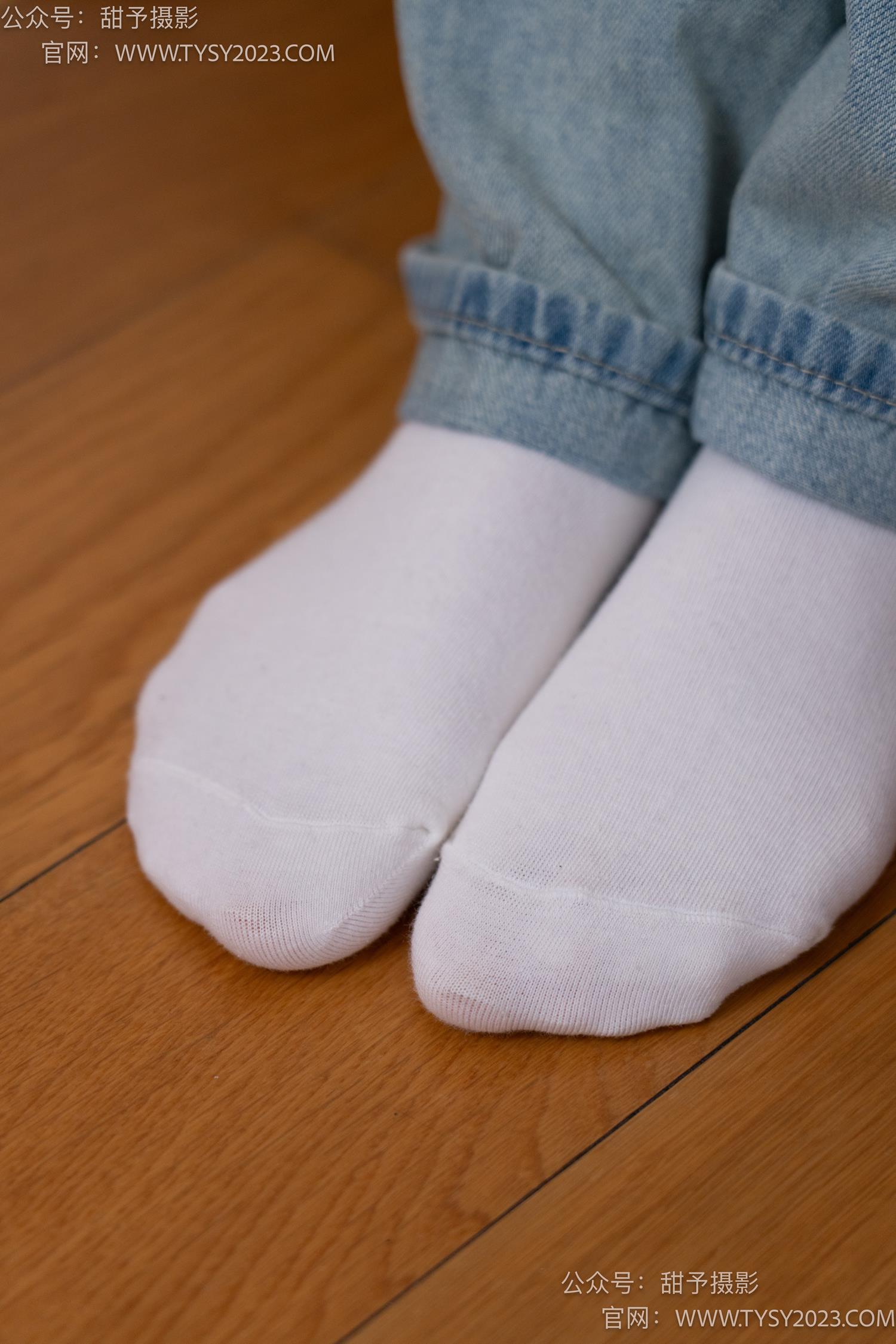 图片[85]-甜予摄影 NO.043 松松-帆布鞋、白棉袜、裸足[118P] – 速更版-美库