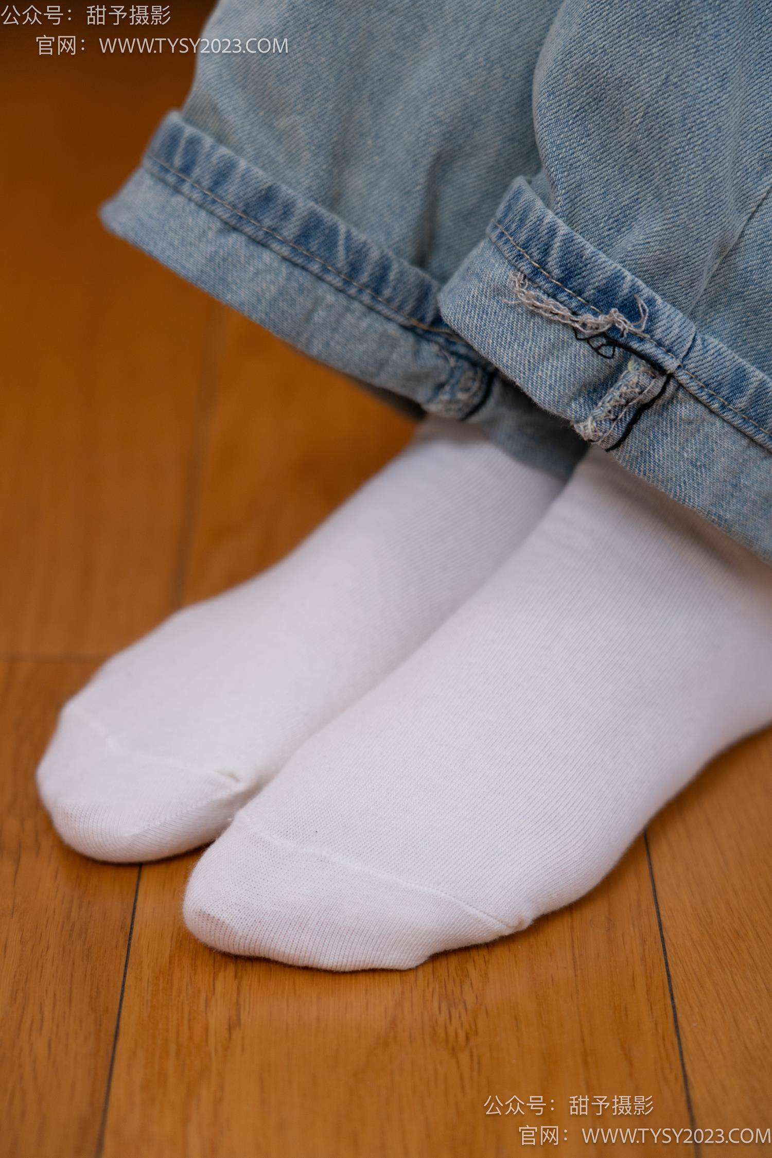 图片[92]-甜予摄影 NO.043 松松-帆布鞋、白棉袜、裸足[118P] – 速更版-美库