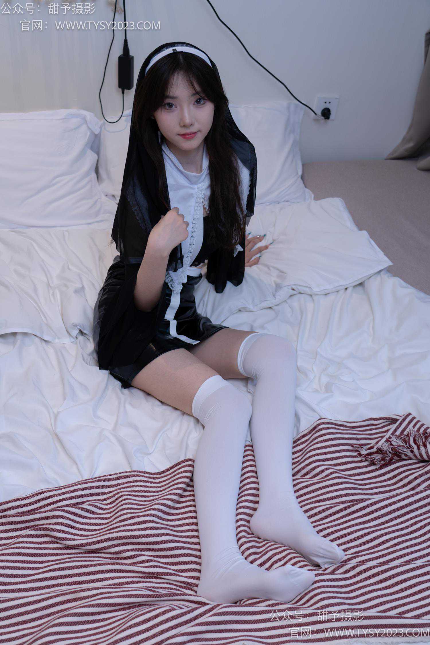 图片[68]-甜予摄影 NO.044 璇璇-修女服、高跟凉鞋、过膝白丝、小人国剧情[148P] – 速更版-美库