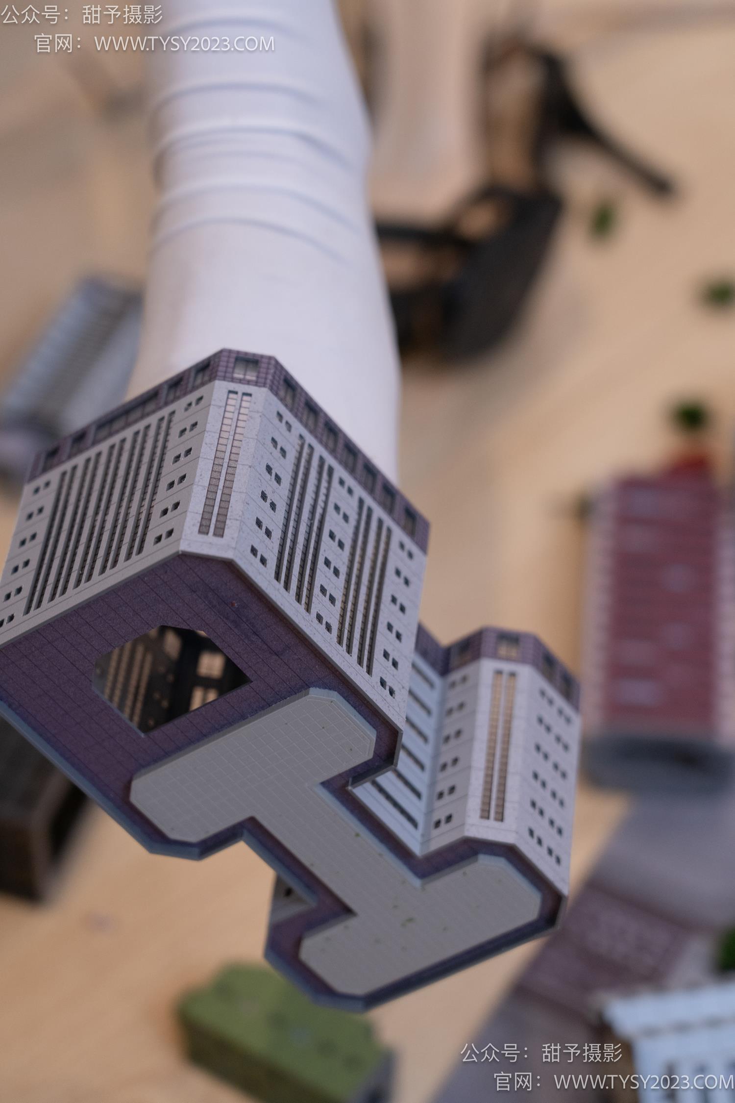 图片[90]-甜予摄影 NO.044 璇璇-修女服、高跟凉鞋、过膝白丝、小人国剧情[148P] – 速更版-美库