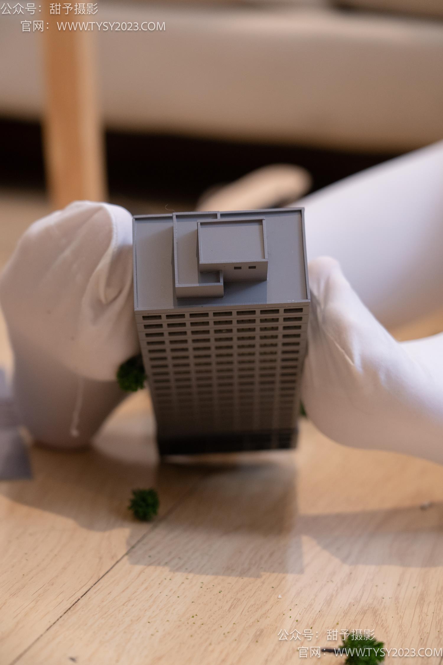 图片[100]-甜予摄影 NO.044 璇璇-修女服、高跟凉鞋、过膝白丝、小人国剧情[148P] – 速更版-美库