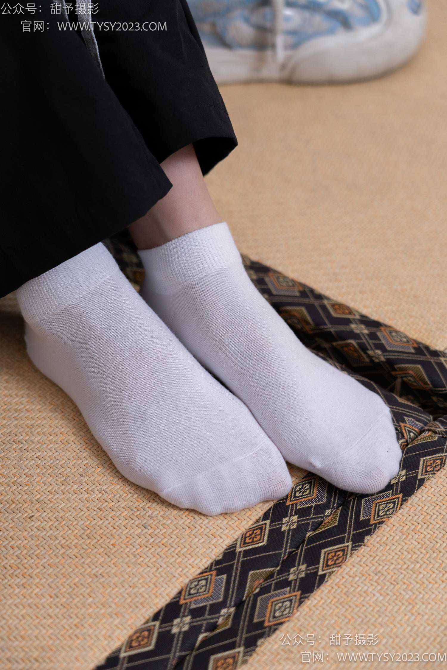 图片[37]-甜予摄影 NO.045 雪梨-帆布鞋、白棉袜、裸足[130P] – 速更版-美库