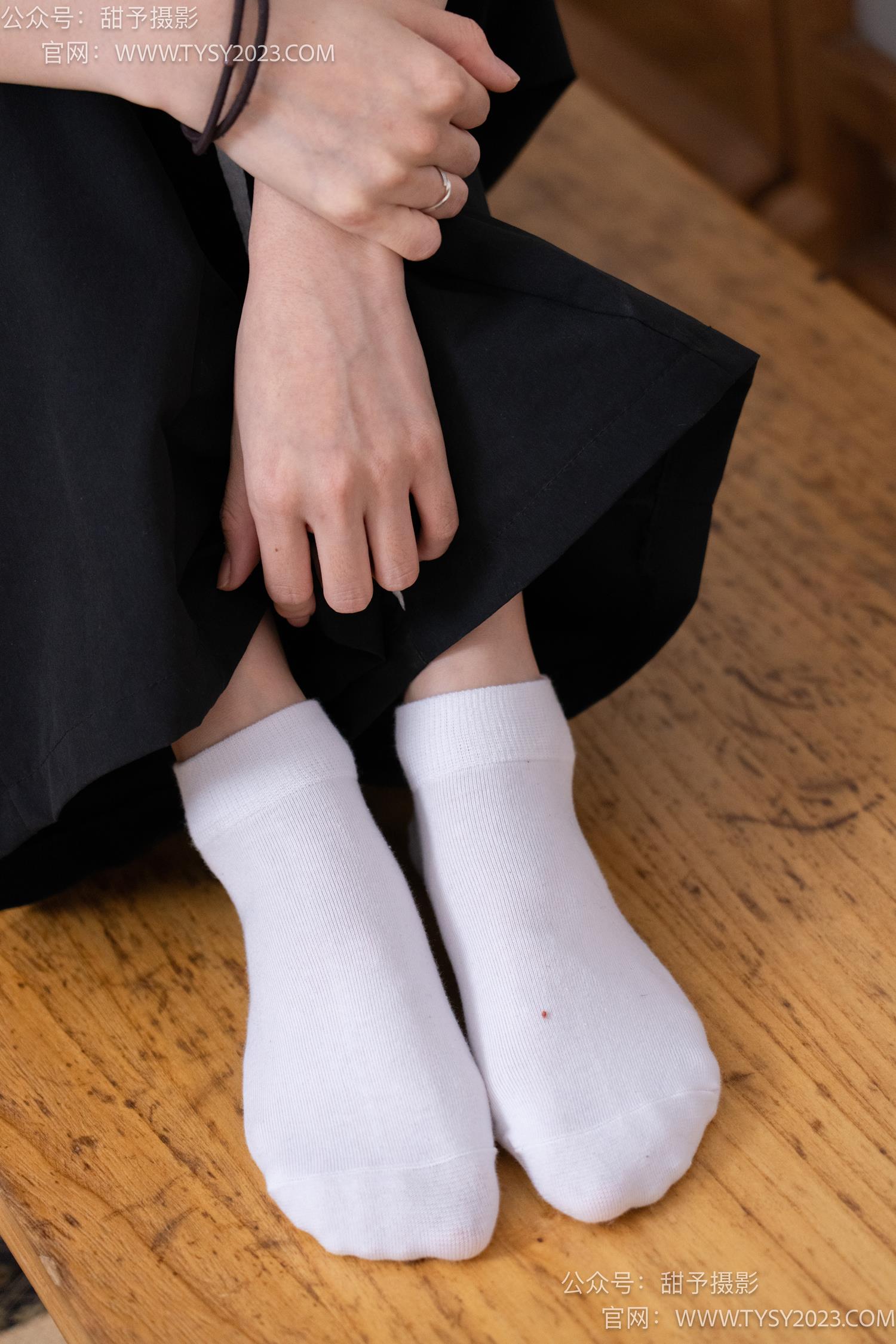 图片[51]-甜予摄影 NO.045 雪梨-帆布鞋、白棉袜、裸足[130P] – 速更版-美库