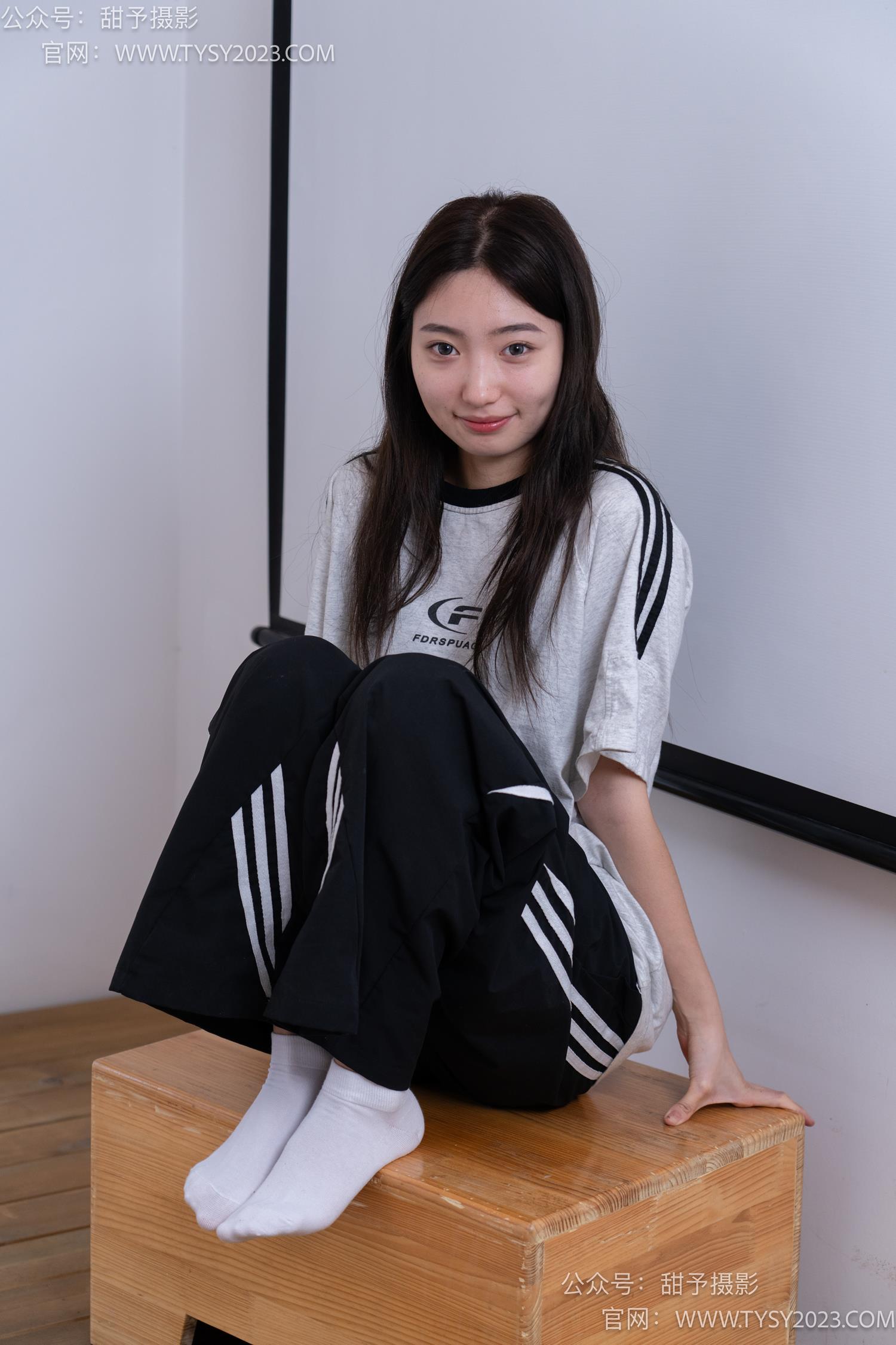 图片[63]-甜予摄影 NO.045 雪梨-帆布鞋、白棉袜、裸足[130P] – 速更版-美库