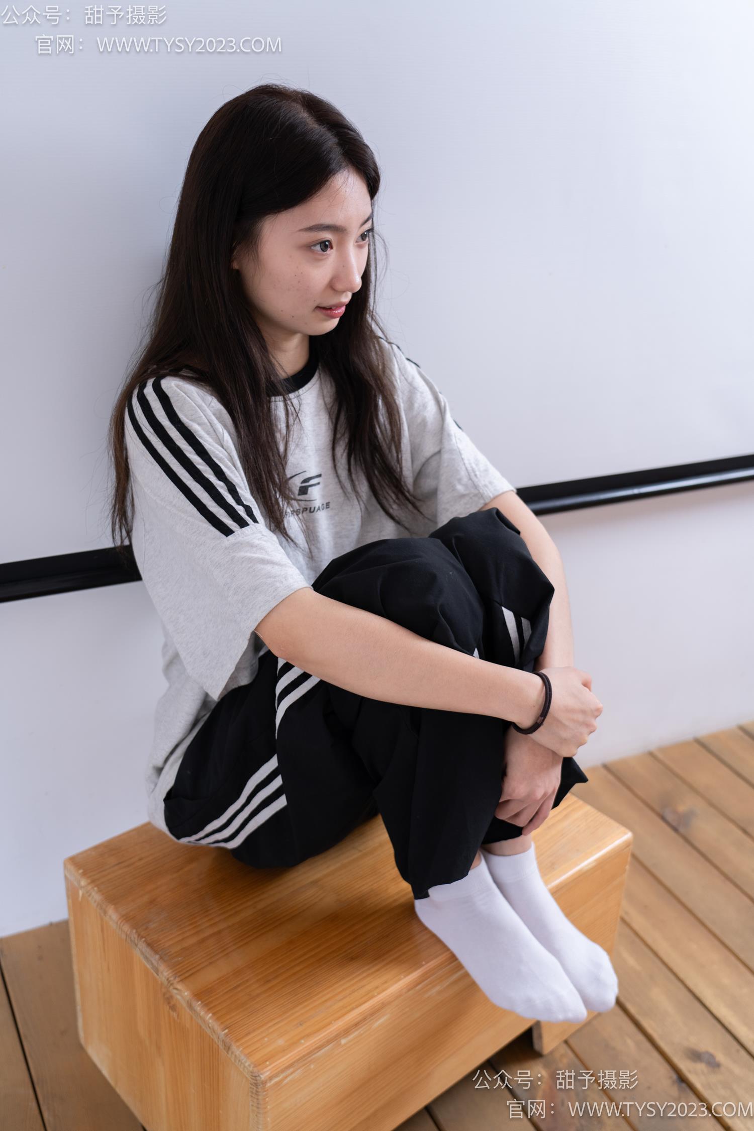 图片[69]-甜予摄影 NO.045 雪梨-帆布鞋、白棉袜、裸足[130P] – 速更版-美库