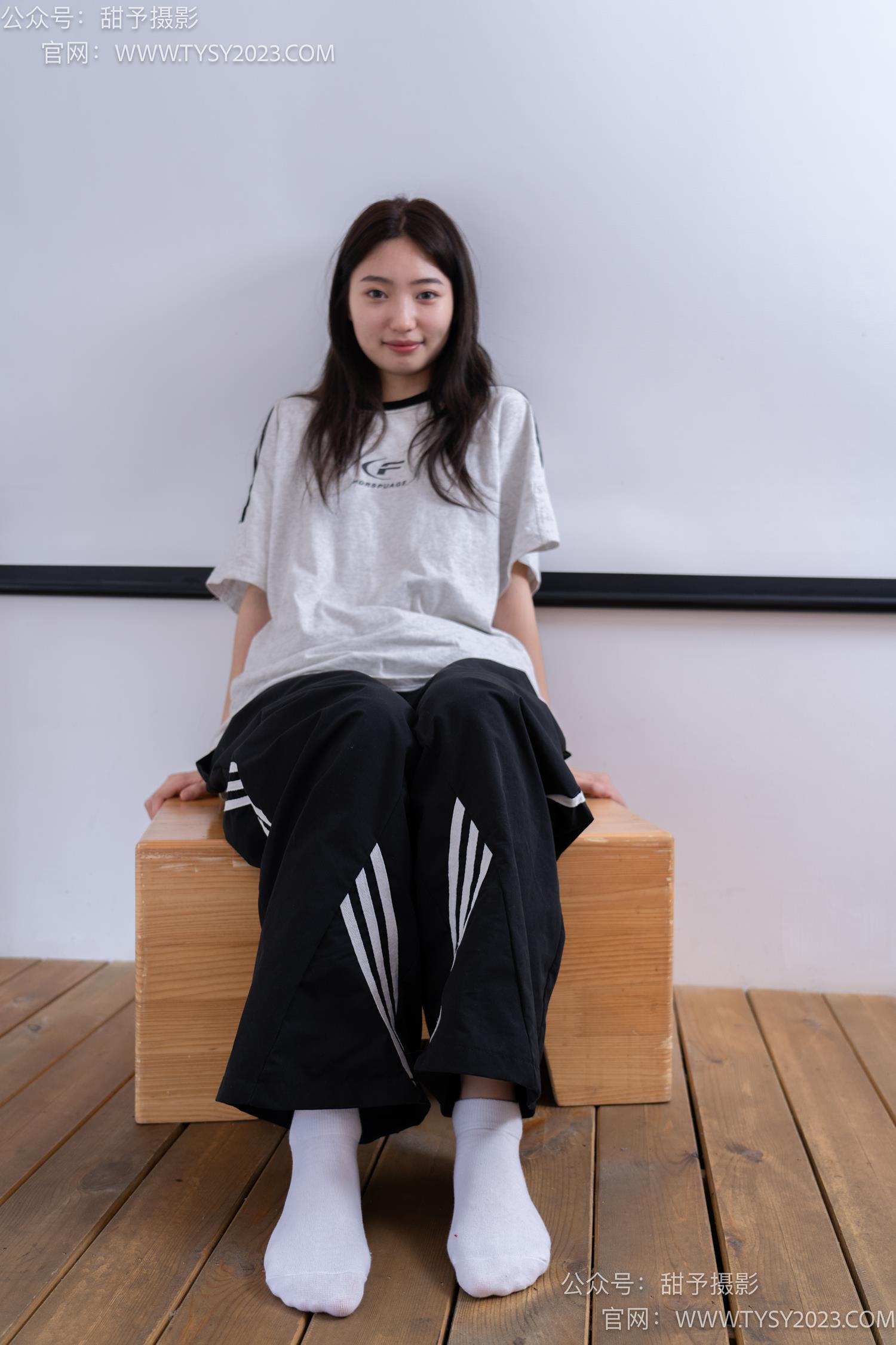 图片[70]-甜予摄影 NO.045 雪梨-帆布鞋、白棉袜、裸足[130P] – 速更版-美库