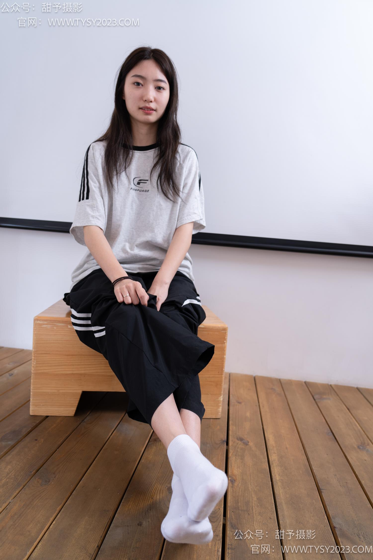 图片[86]-甜予摄影 NO.045 雪梨-帆布鞋、白棉袜、裸足[130P] – 速更版-美库