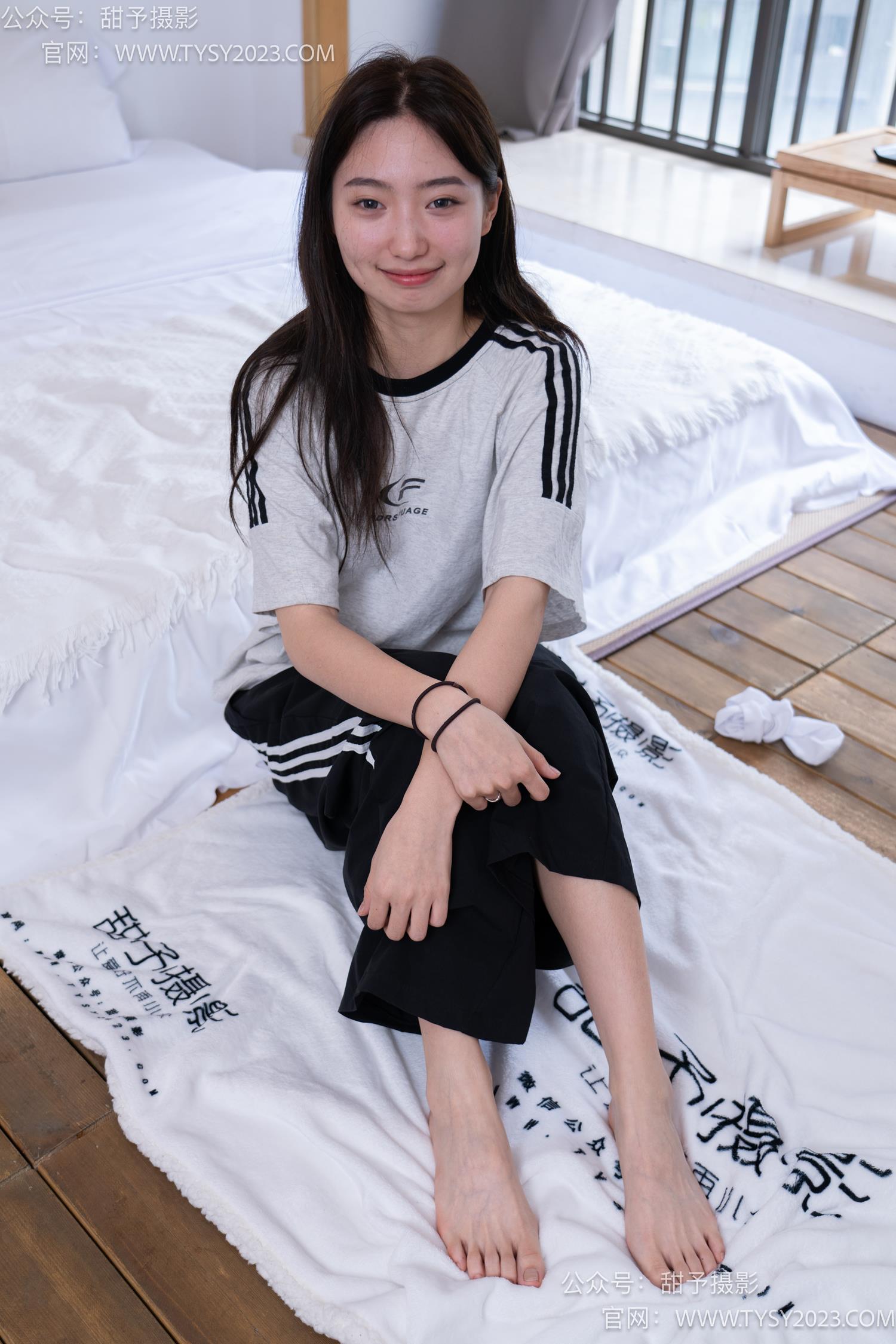 图片[88]-甜予摄影 NO.045 雪梨-帆布鞋、白棉袜、裸足[130P] – 速更版-美库