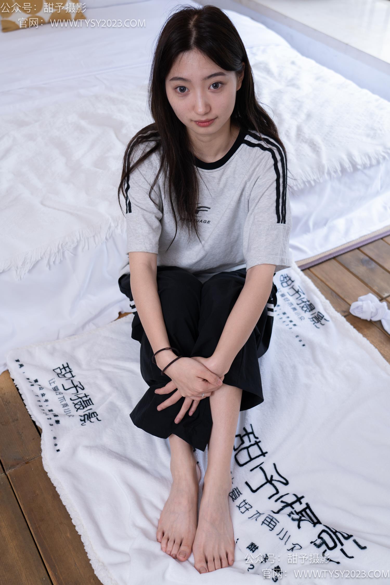 图片[91]-甜予摄影 NO.045 雪梨-帆布鞋、白棉袜、裸足[130P] – 速更版-美库