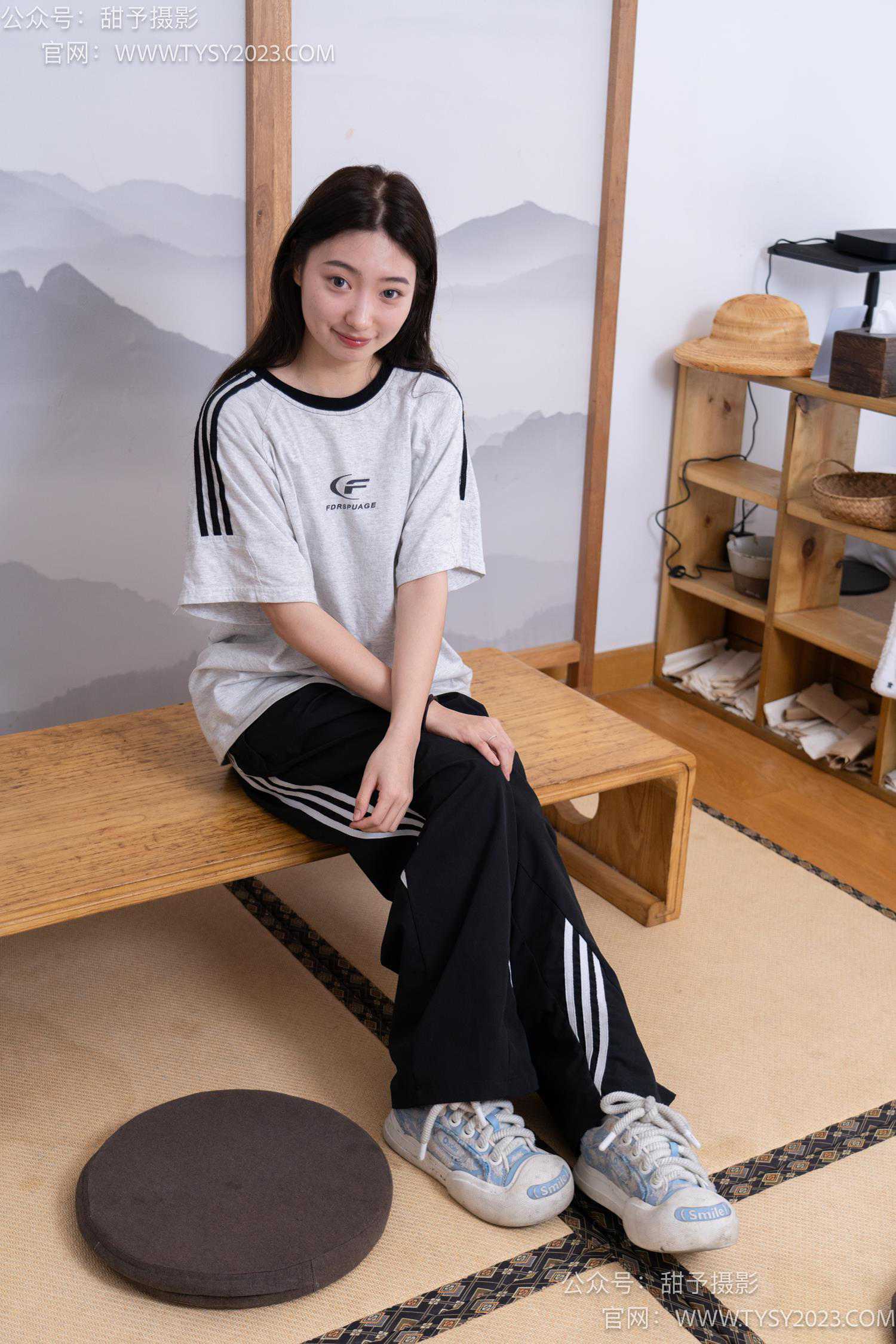 图片[122]-甜予摄影 NO.045 雪梨-帆布鞋、白棉袜、裸足[130P] – 速更版-美库