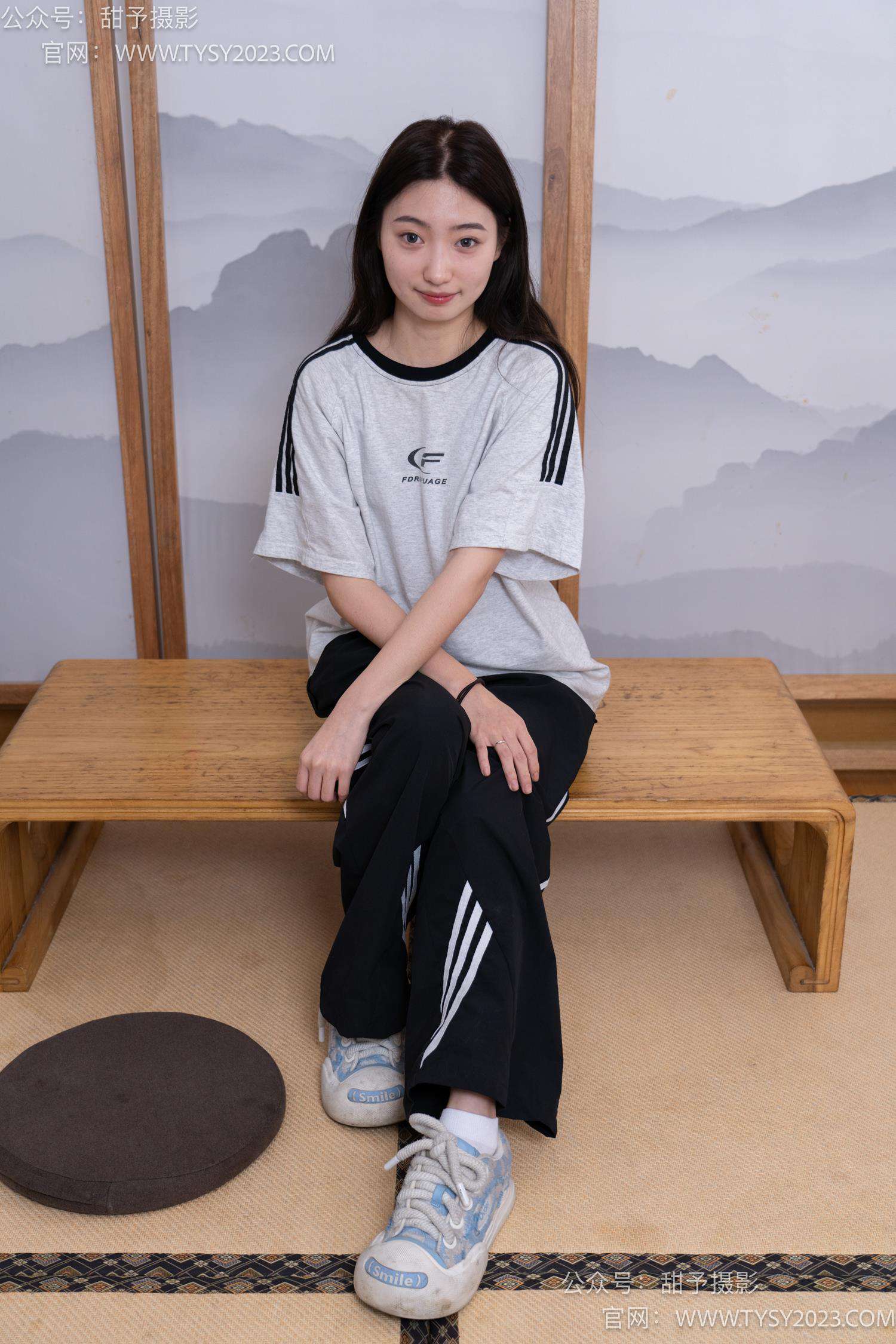 图片[123]-甜予摄影 NO.045 雪梨-帆布鞋、白棉袜、裸足[130P] – 速更版-美库