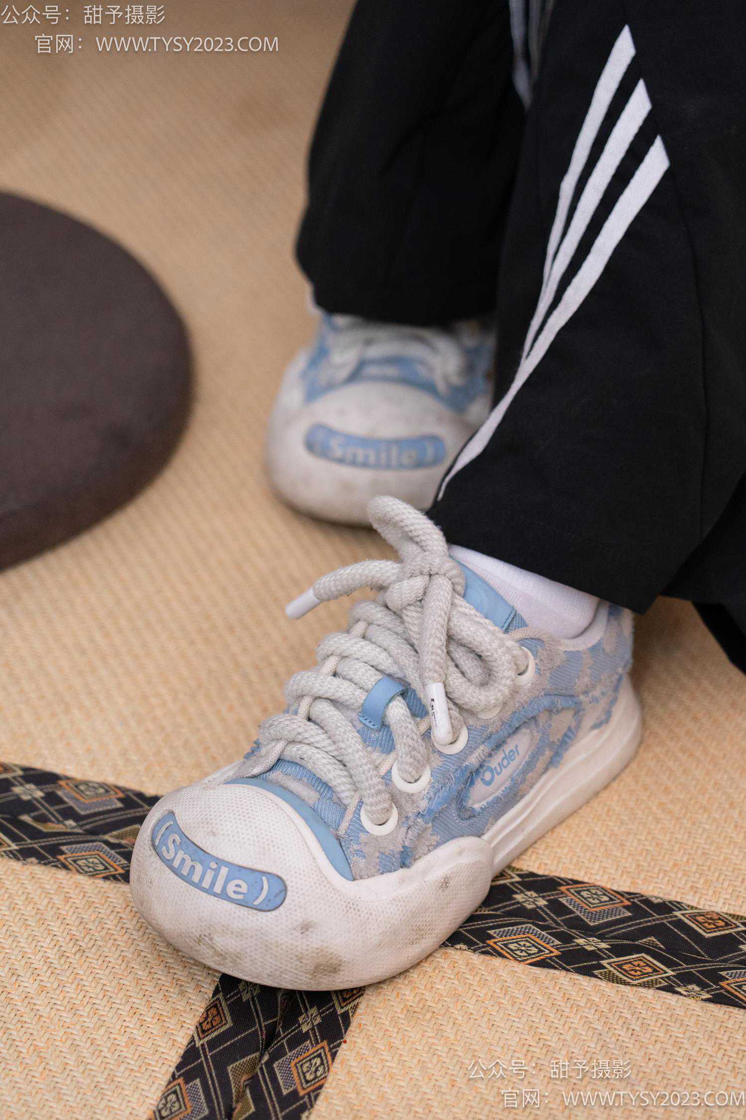 图片[124]-甜予摄影 NO.045 雪梨-帆布鞋、白棉袜、裸足[130P] – 速更版-美库