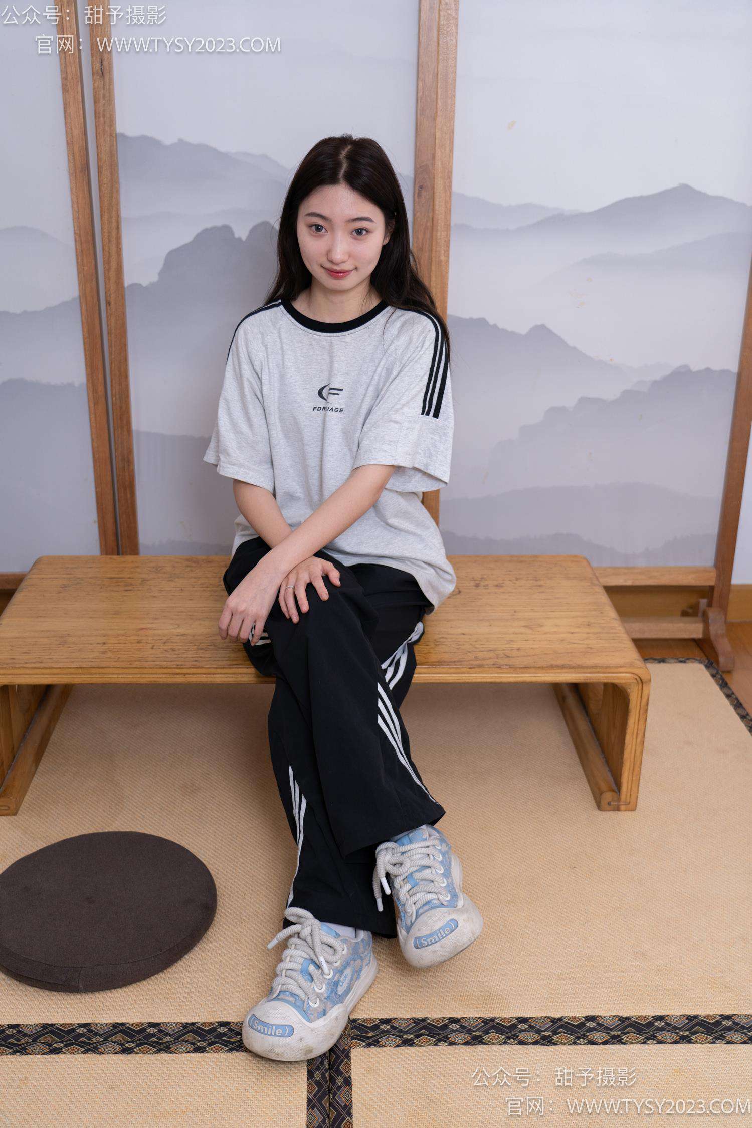 图片[127]-甜予摄影 NO.045 雪梨-帆布鞋、白棉袜、裸足[130P] – 速更版-美库