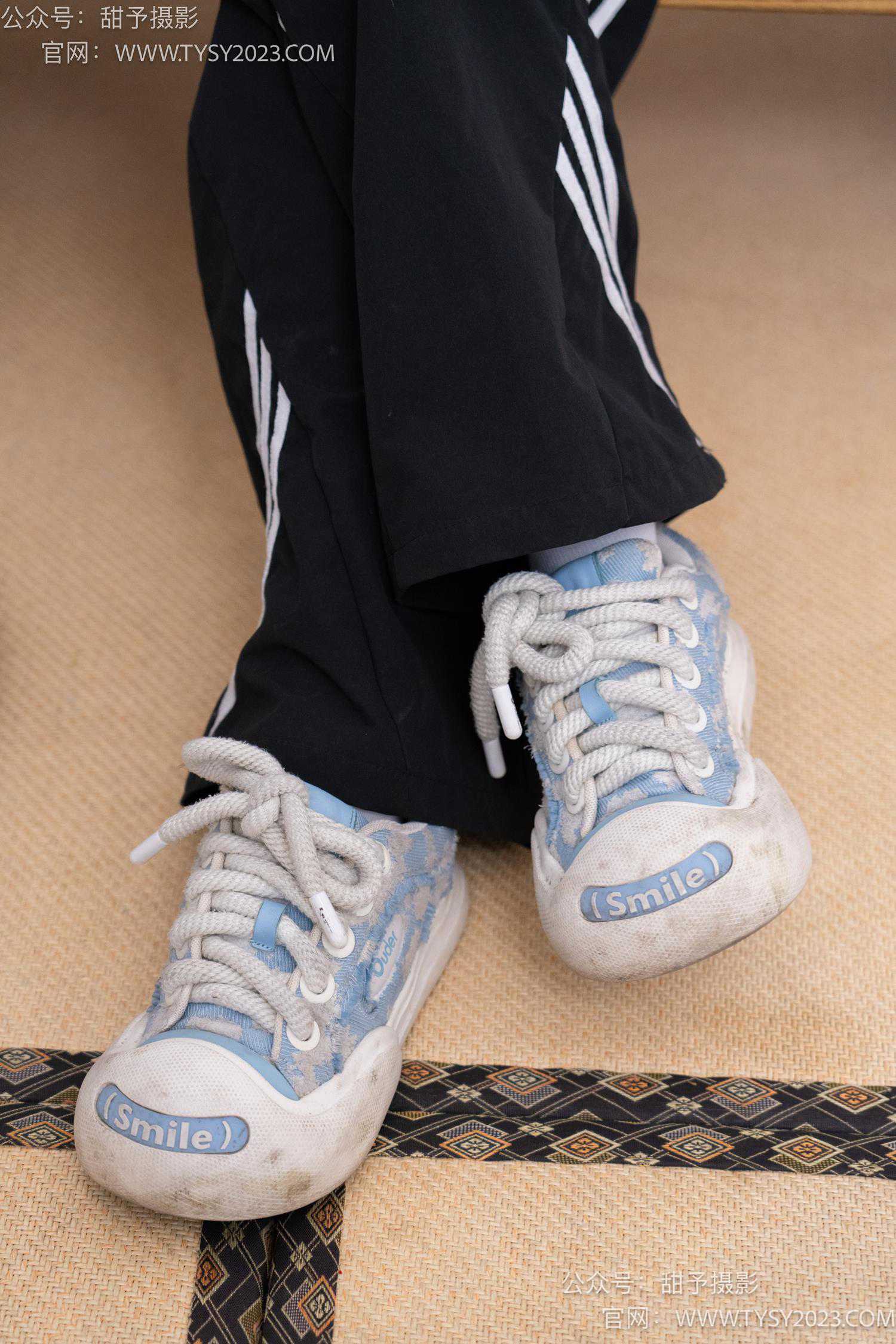 图片[131]-甜予摄影 NO.045 雪梨-帆布鞋、白棉袜、裸足[130P] – 速更版-美库