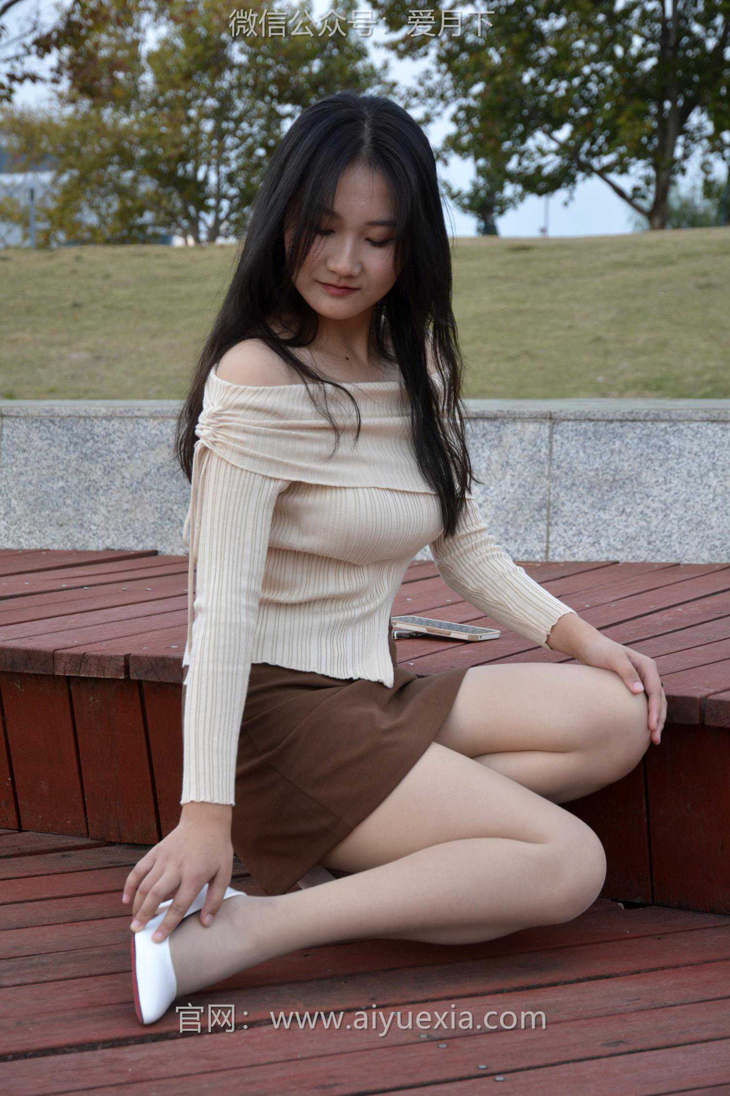 图片[23]-月下摄影 NO.007 恰恰~一字肩 尴尴尬尬的第一次驾驭一字肩服饰！[100P] – 速更版-美库