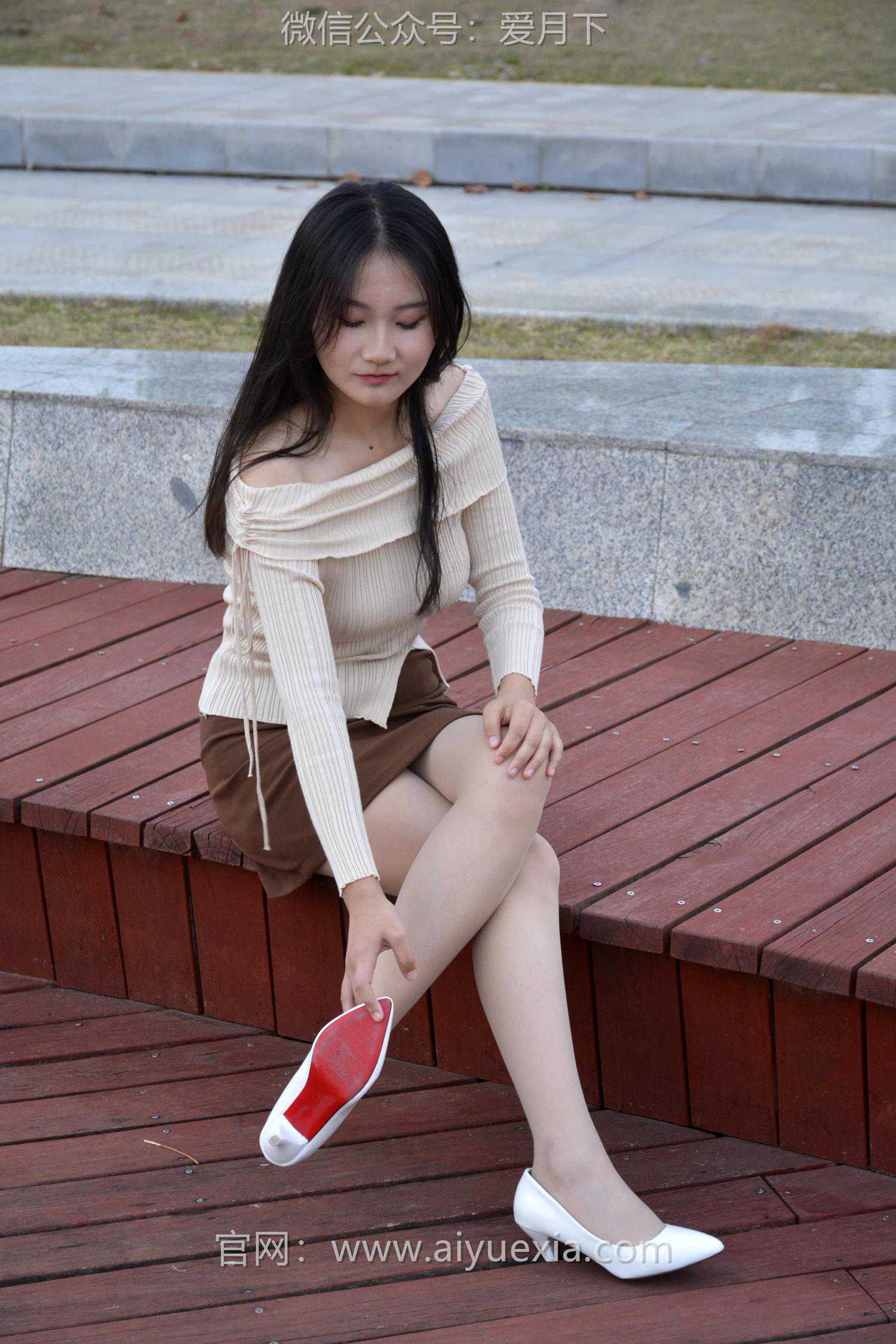 图片[56]-月下摄影 NO.007 恰恰~一字肩 尴尴尬尬的第一次驾驭一字肩服饰！[100P] – 速更版-美库