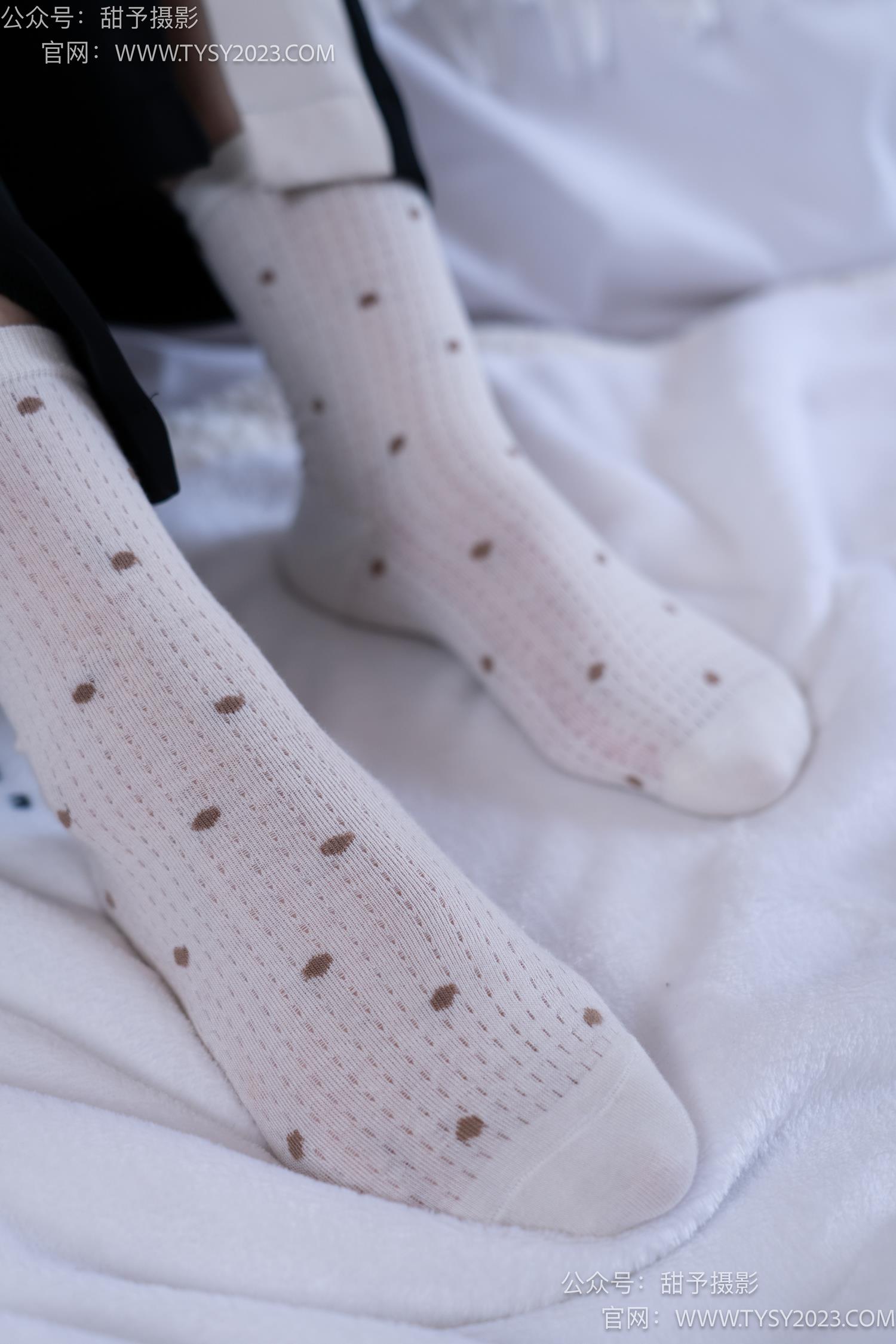 图片[68]-甜予摄影 NO.046 双双-板鞋、白棉袜、裸足[129P] – 速更版-美库