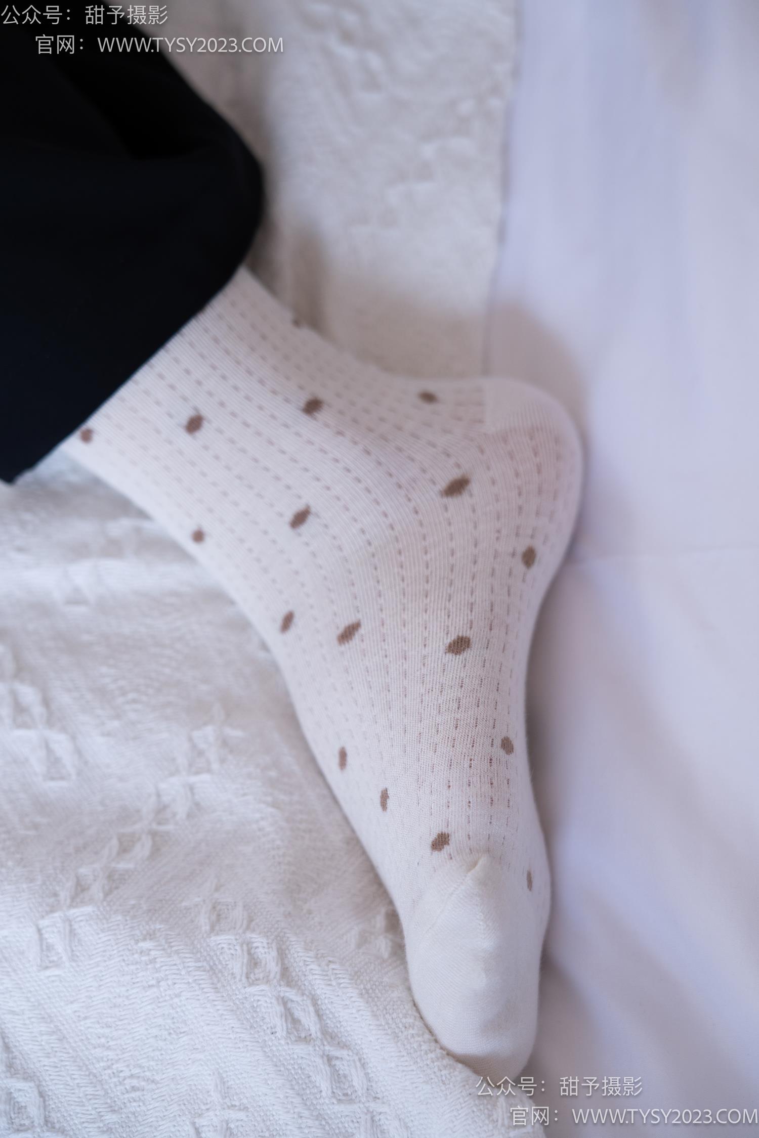 图片[83]-甜予摄影 NO.046 双双-板鞋、白棉袜、裸足[129P] – 速更版-美库