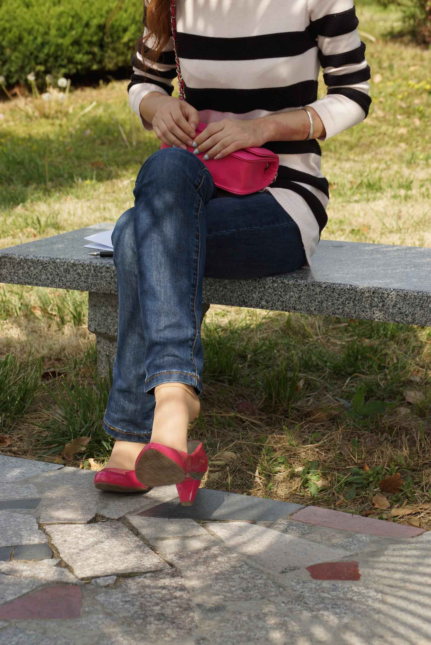 图片[15]-自由摄影 No.277 超薄足底女孩肉丝 [99P] – 速更版-美库