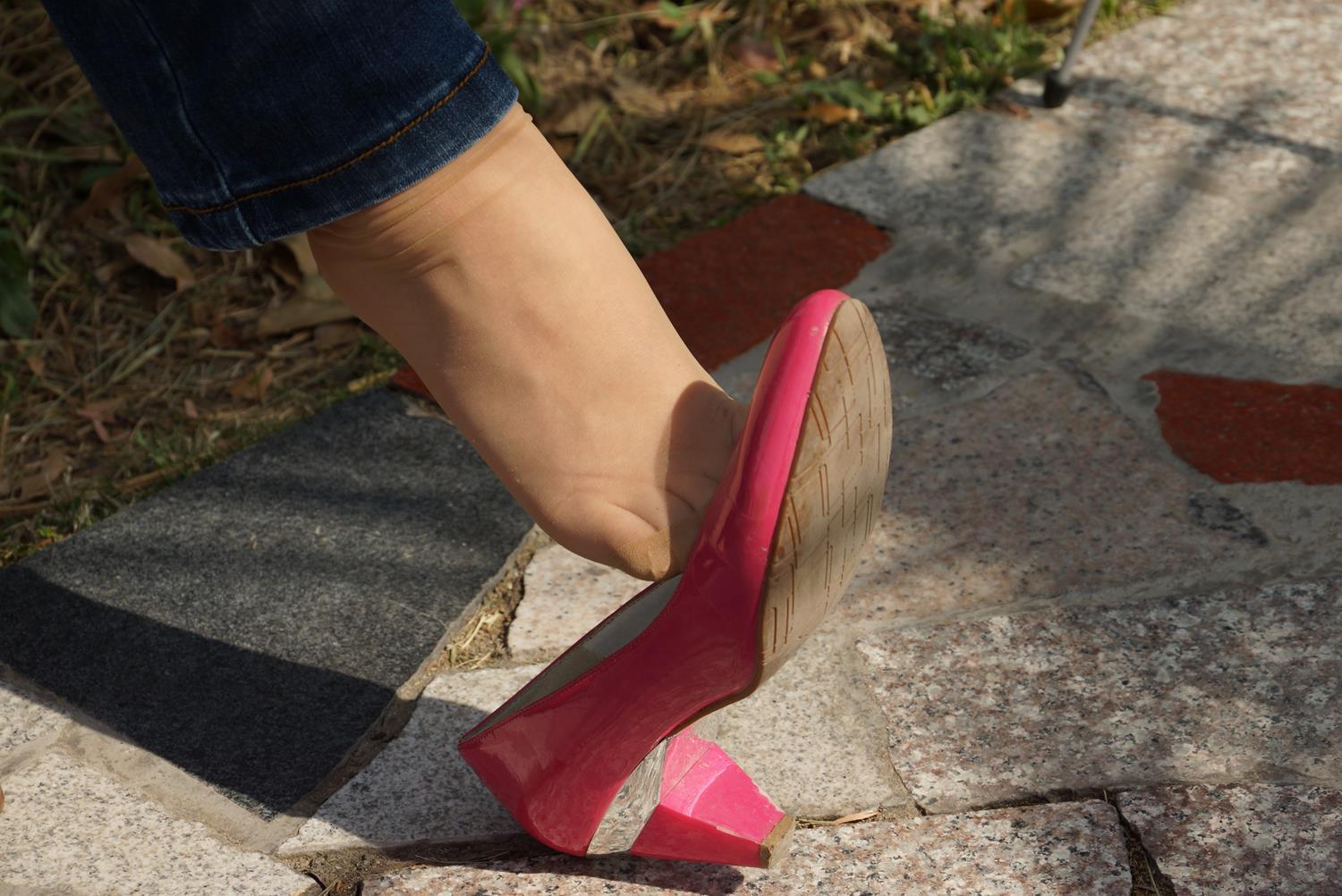 图片[26]-自由摄影 No.277 超薄足底女孩肉丝 [99P] – 速更版-美库