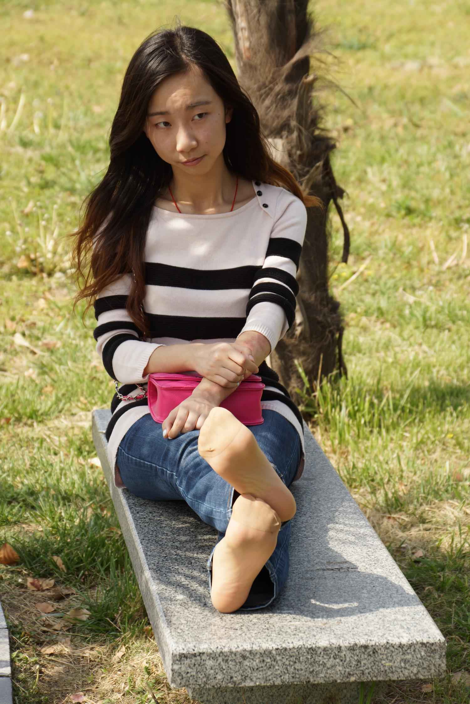 图片[66]-自由摄影 No.277 超薄足底女孩肉丝 [99P] – 速更版-美库