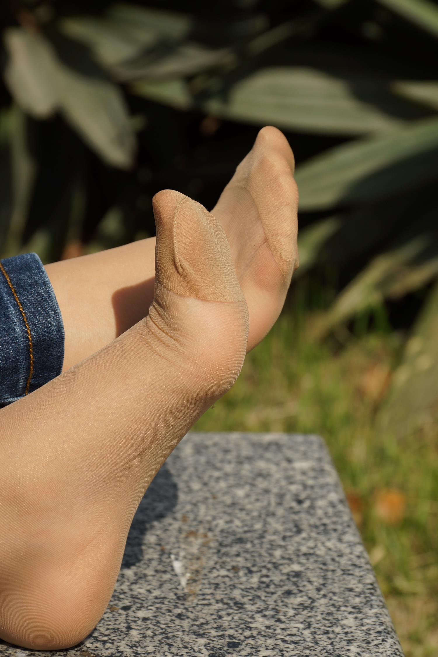 图片[77]-自由摄影 No.277 超薄足底女孩肉丝 [99P] – 速更版-美库