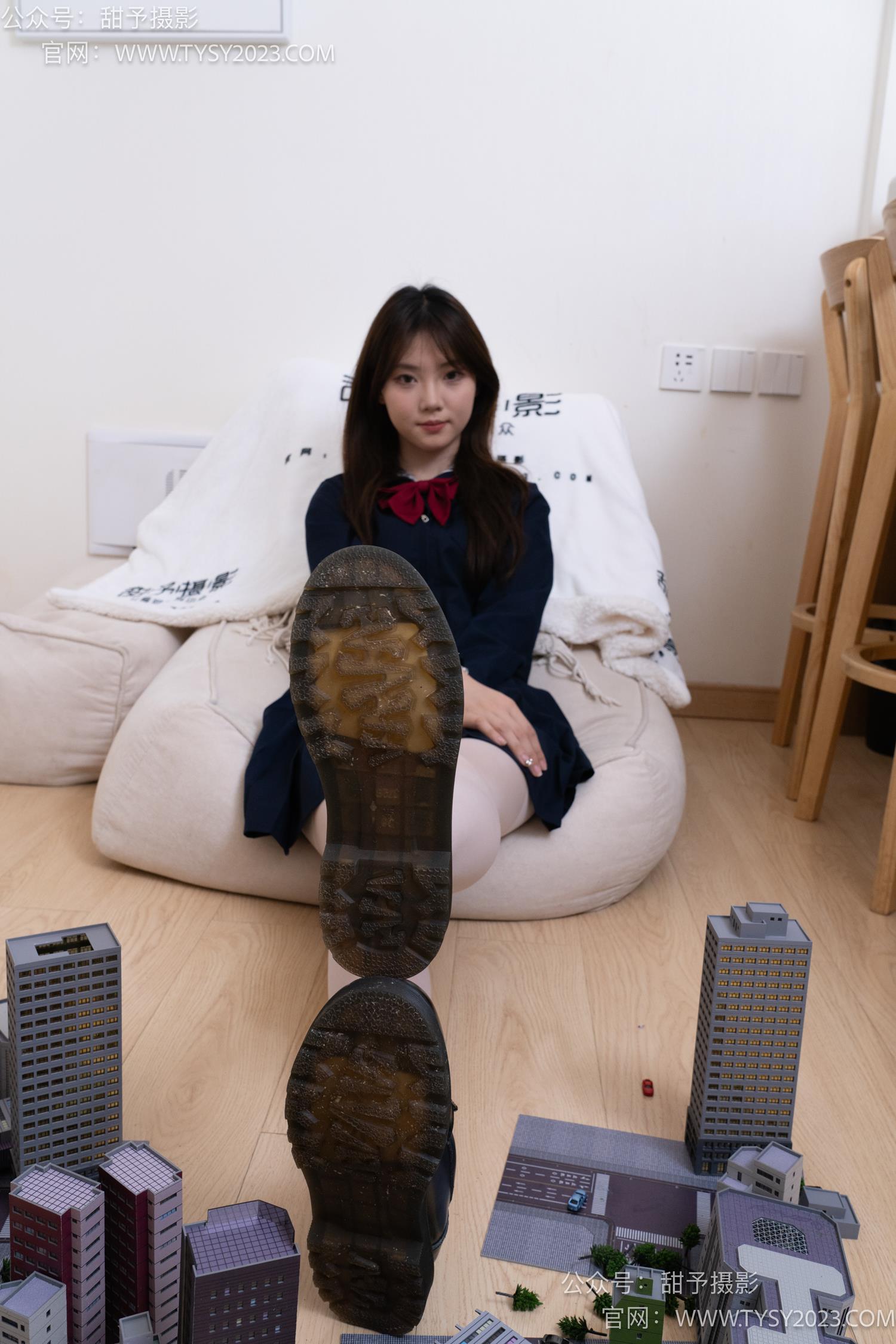 图片[10]-甜予摄影 NO.047 璇璇-jk制服、皮鞋、白丝、小人国剧情、VR[132P] – 速更版-美库